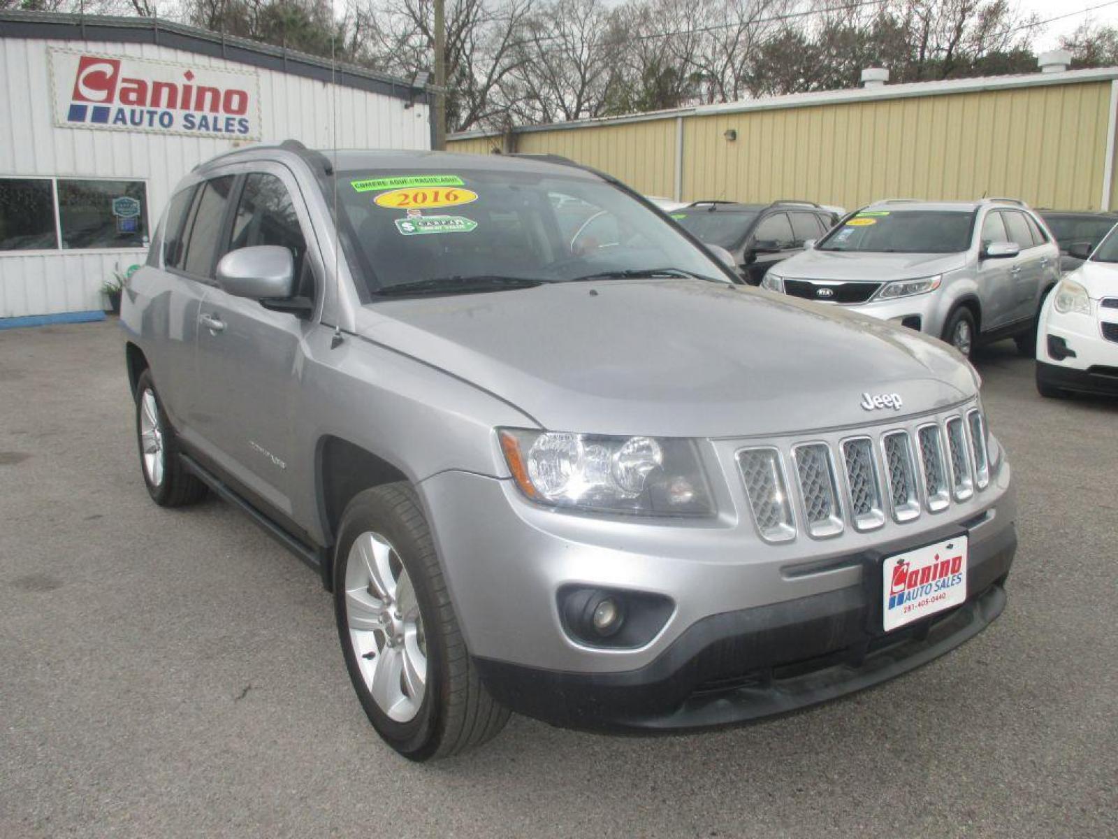 2016 SILVER JEEP COMPASS LATITUDE (1C4NJDEB3GD) with an 2.4L engine, Continuously Variable transmission, located at 830 E. Canino Rd., Houston, TX, 77037, (281) 405-0440, 38.358219, -81.729942 - Photo #6