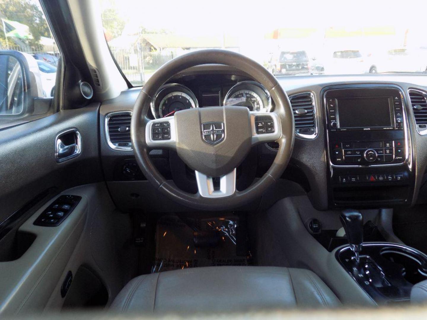 2012 WHITE DODGE DURANGO CREW (1C4SDHDT6CC) with an 5.7L engine, Automatic transmission, located at 830 E. Canino Rd., Houston, TX, 77037, (281) 405-0440, 38.358219, -81.729942 - Photo#7