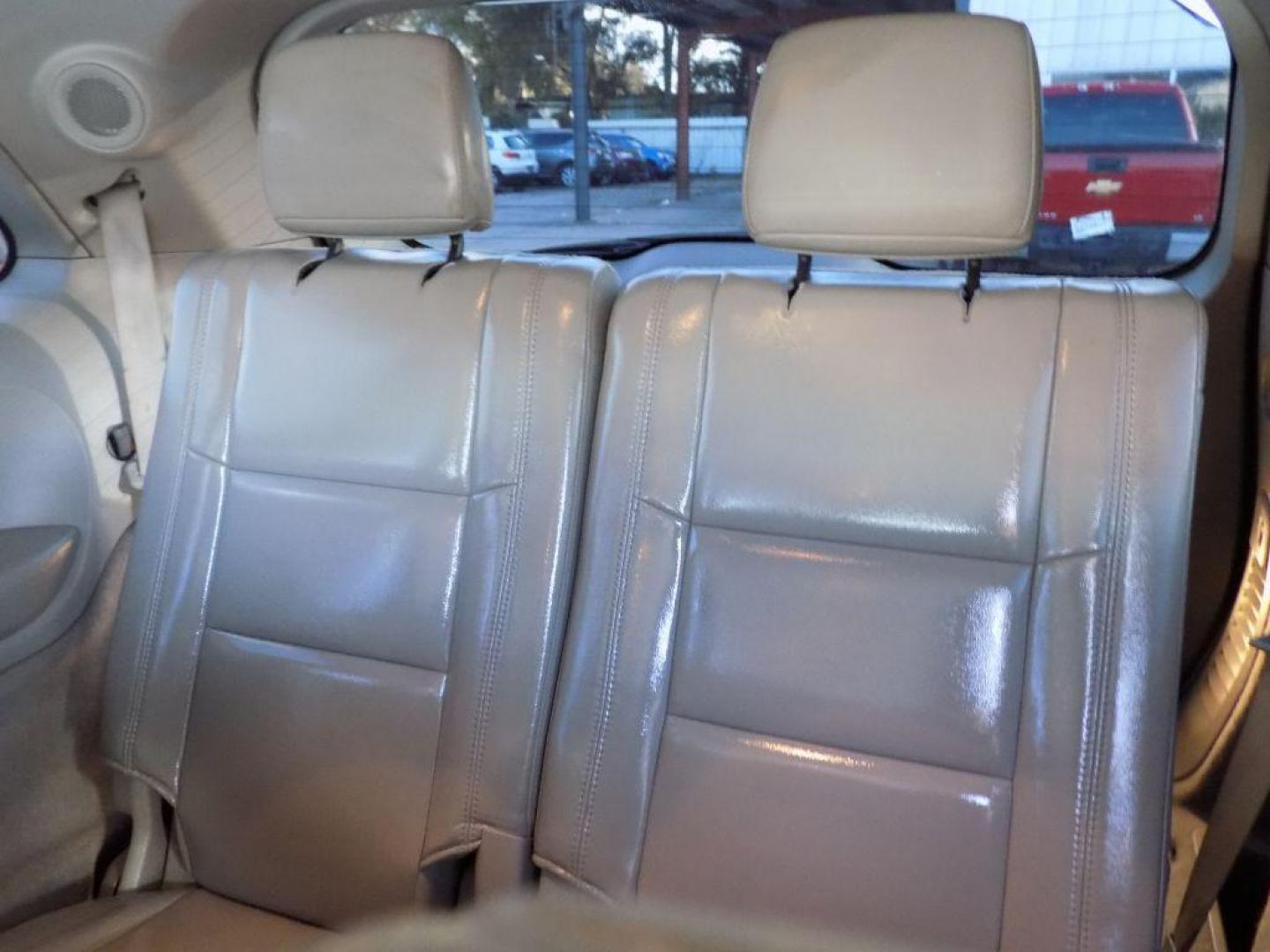 2012 WHITE DODGE DURANGO CREW (1C4SDHDT6CC) with an 5.7L engine, Automatic transmission, located at 830 E. Canino Rd., Houston, TX, 77037, (281) 405-0440, 38.358219, -81.729942 - Photo#16