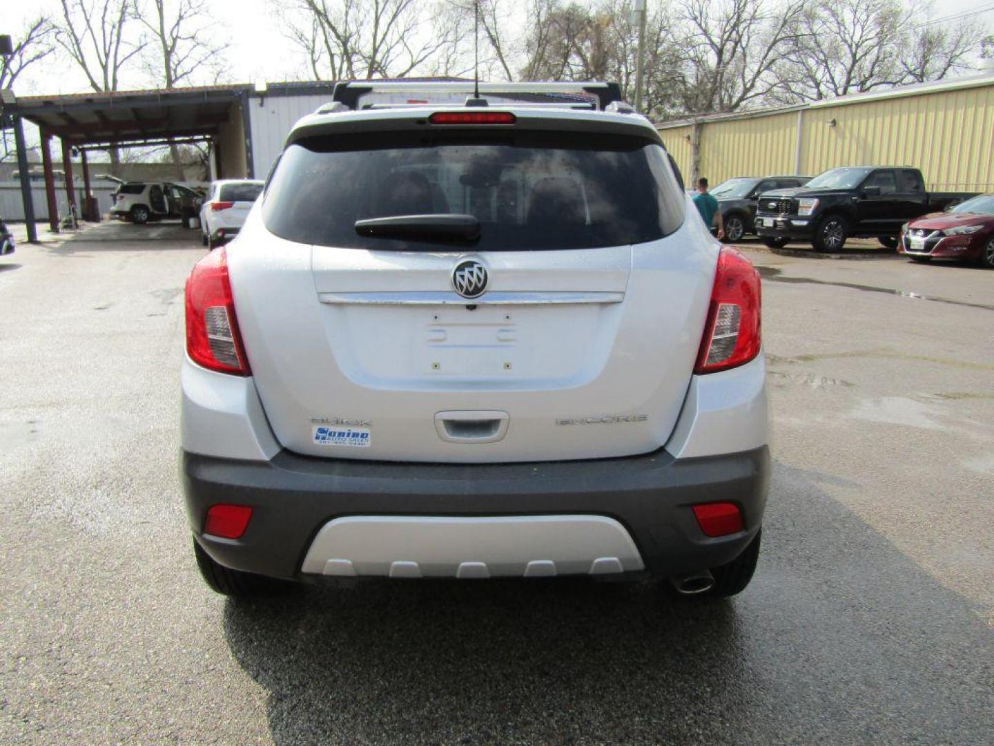 2016 SILVER BUICK ENCORE BASE (KL4CJASB7GB) with an 1.4L engine, Automatic transmission, located at 830 E. Canino Rd., Houston, TX, 77037, (281) 405-0440, 38.358219, -81.729942 - Photo#3