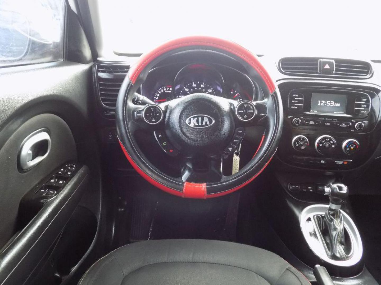 2016 WHITE KIA SOUL + (KNDJP3A52G7) with an 2.0L engine, Automatic transmission, located at 830 E. Canino Rd., Houston, TX, 77037, (281) 405-0440, 38.358219, -81.729942 - $1,700 DOWN + TT and L IN HOUSE FINANCING AVAILABLE FINANCIAMIENTO EN CASA DISPONIBLE CALL OR COME IN TODAY 281 405 0440 CANINO AUTO SALES, LLC - Photo#14