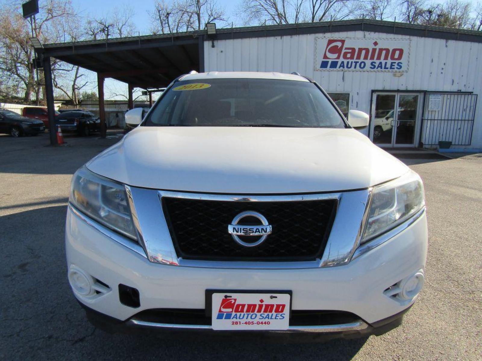 2013 WHITE NISSAN PATHFINDER S (5N1AR2MN4DC) with an 3.5L engine, Continuously Variable transmission, located at 830 E. Canino Rd., Houston, TX, 77037, (281) 405-0440, 38.358219, -81.729942 - Photo #0