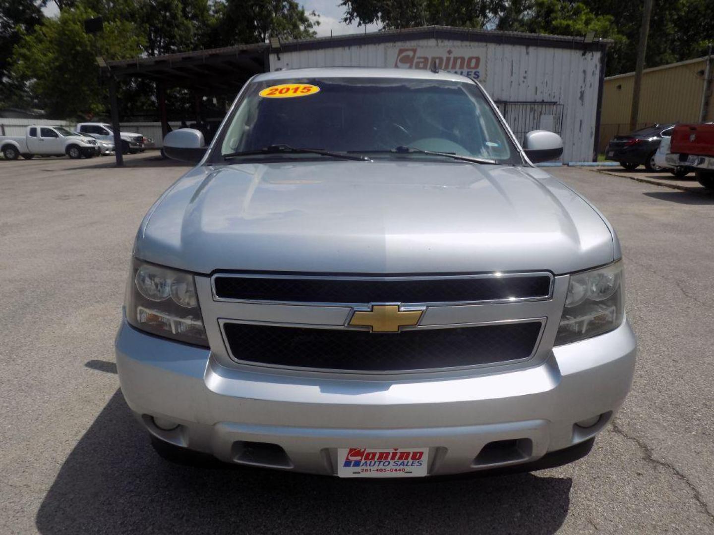 2013 SILVER CHEVROLET SUBURBAN 1500 LT (1GNSCJE06DR) with an 5.3L engine, Automatic transmission, located at 830 E. Canino Rd., Houston, TX, 77037, (281) 405-0440, 38.358219, -81.729942 - Photo#0
