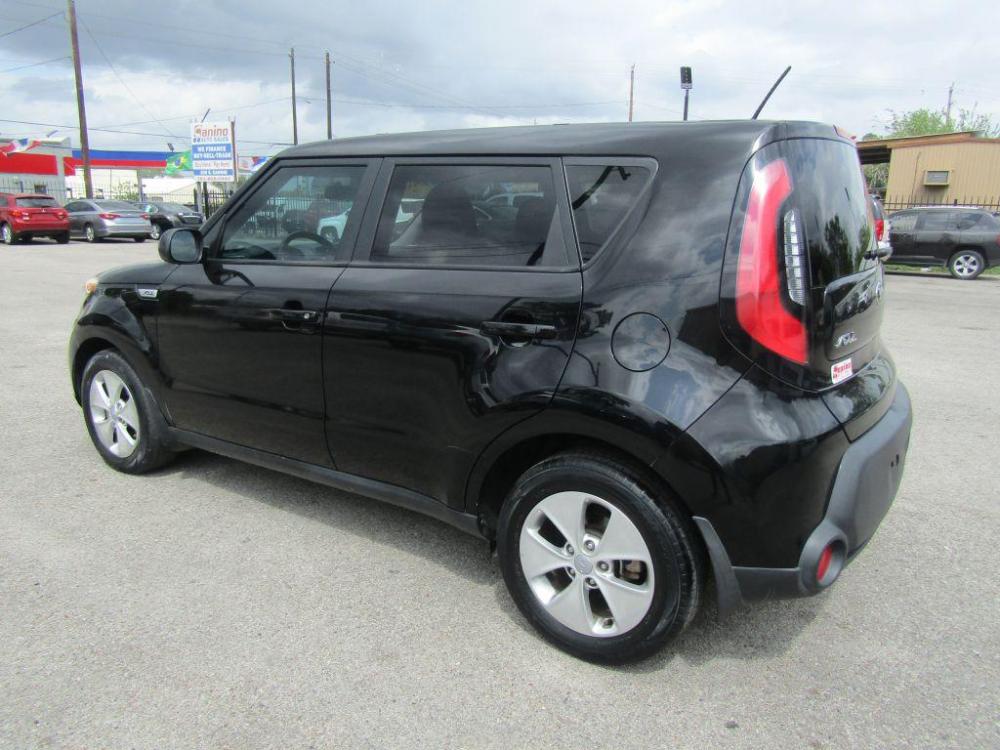 2015 BLACK KIA SOUL + (KNDJP3A58F7) with an 2.0L engine, Automatic transmission, located at 830 E. Canino Rd., Houston, TX, 77037, (281) 405-0440, 38.358219, -81.729942 - $1,500 DOWN + TT and L IN HOUSE FINANCING AVAILABLE FINANCIAMIENTO EN CASA DISPONIBLE CALL OR COME IN TODAY 281 405 0440 CANINO AUTO SALES, LLC - Photo #4