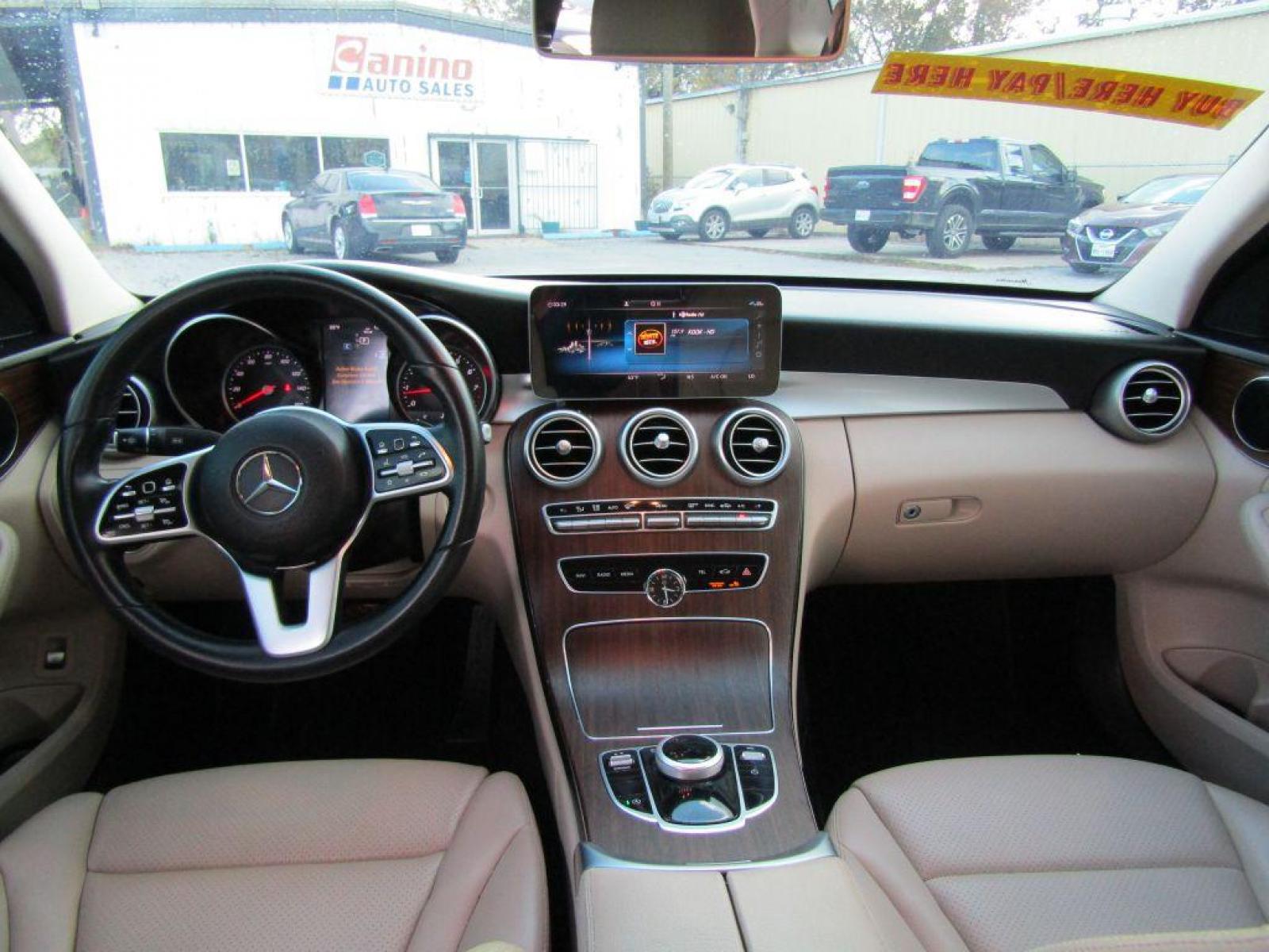 2019 WHITE MERCEDES-BENZ C-CLASS C300 (55SWF8DBXKU) with an 2.0L engine, Automatic transmission, located at 830 E. Canino Rd., Houston, TX, 77037, (281) 405-0440, 38.358219, -81.729942 - Photo #12