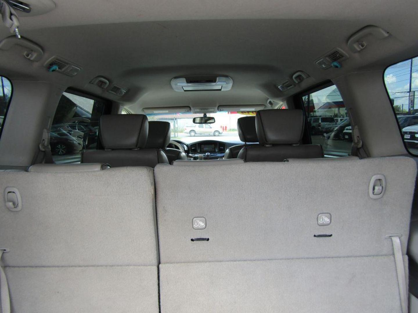 2014 WHITE NISSAN QUEST S (JN8AE2KP4E9) with an 3.5L engine, Continuously Variable transmission, located at 830 E. Canino Rd., Houston, TX, 77037, (281) 405-0440, 38.358219, -81.729942 - Photo#10