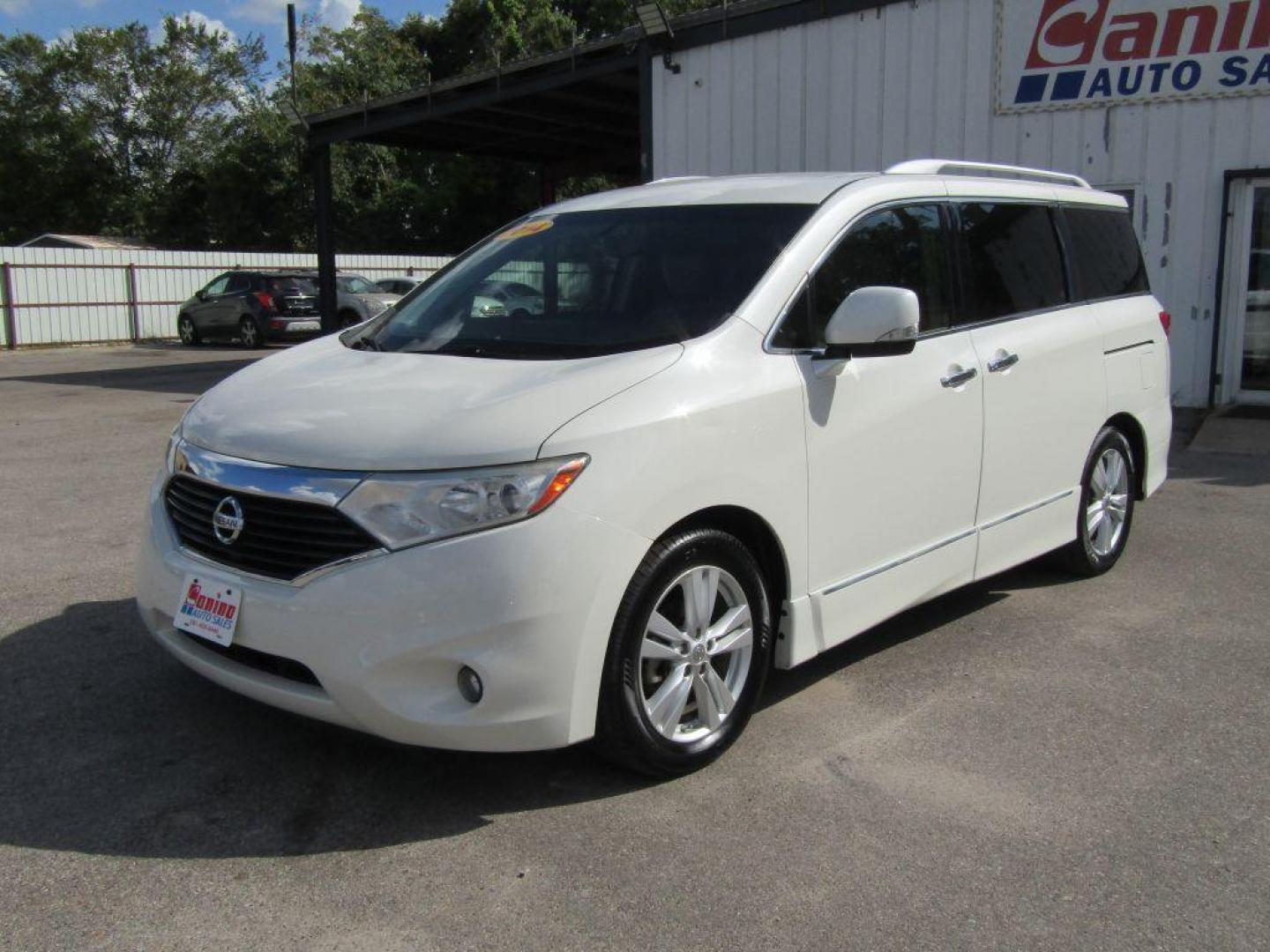 2014 WHITE NISSAN QUEST S (JN8AE2KP4E9) with an 3.5L engine, Continuously Variable transmission, located at 830 E. Canino Rd., Houston, TX, 77037, (281) 405-0440, 38.358219, -81.729942 - Photo#1