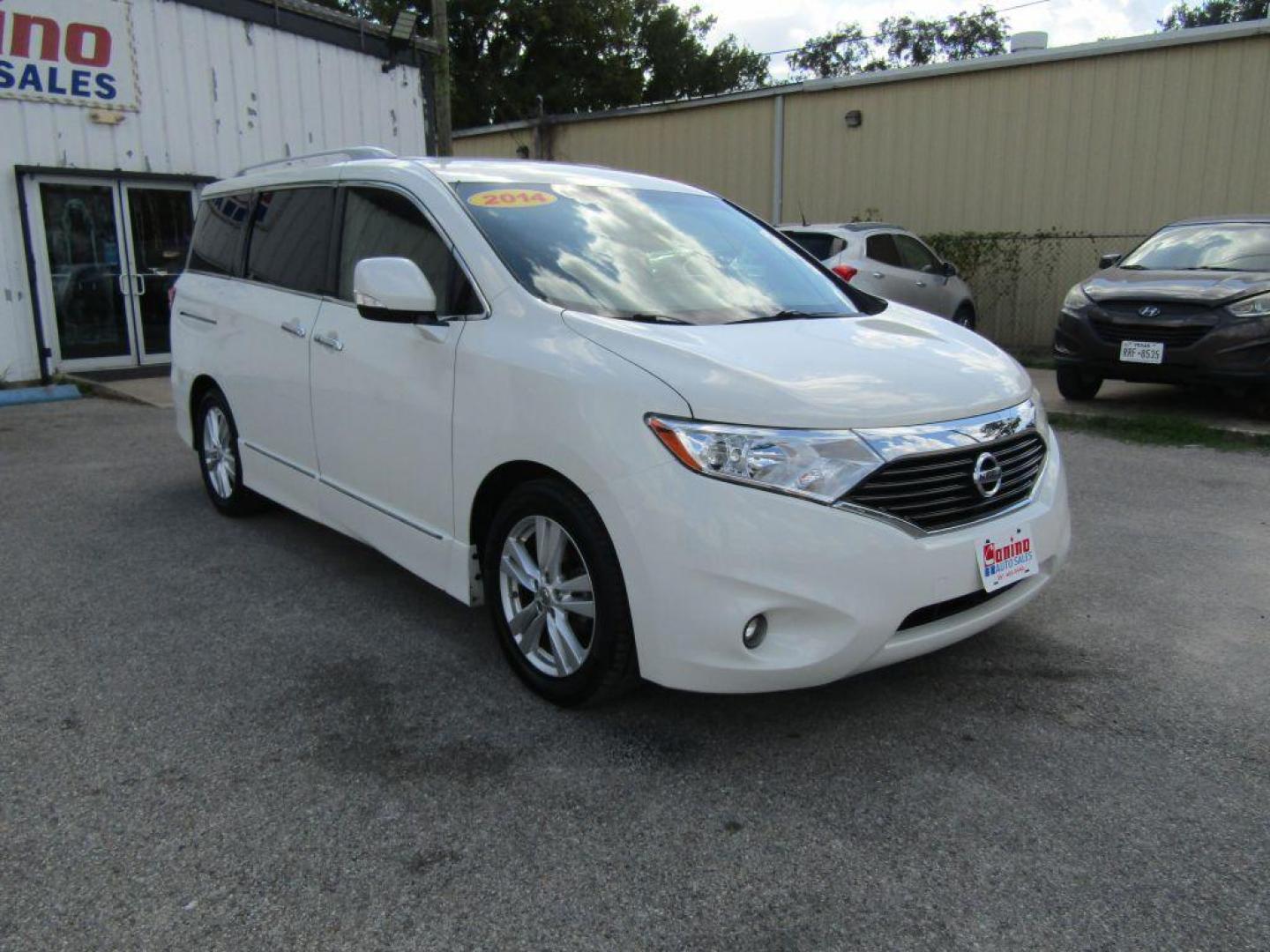 2014 WHITE NISSAN QUEST S (JN8AE2KP4E9) with an 3.5L engine, Continuously Variable transmission, located at 830 E. Canino Rd., Houston, TX, 77037, (281) 405-0440, 38.358219, -81.729942 - Photo#5