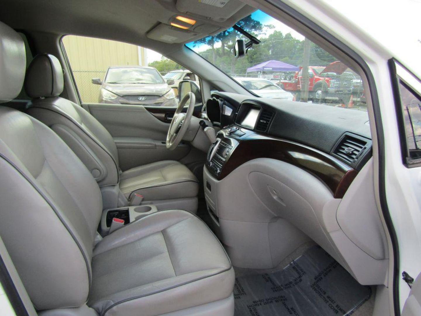 2014 WHITE NISSAN QUEST S (JN8AE2KP4E9) with an 3.5L engine, Continuously Variable transmission, located at 830 E. Canino Rd., Houston, TX, 77037, (281) 405-0440, 38.358219, -81.729942 - Photo#7