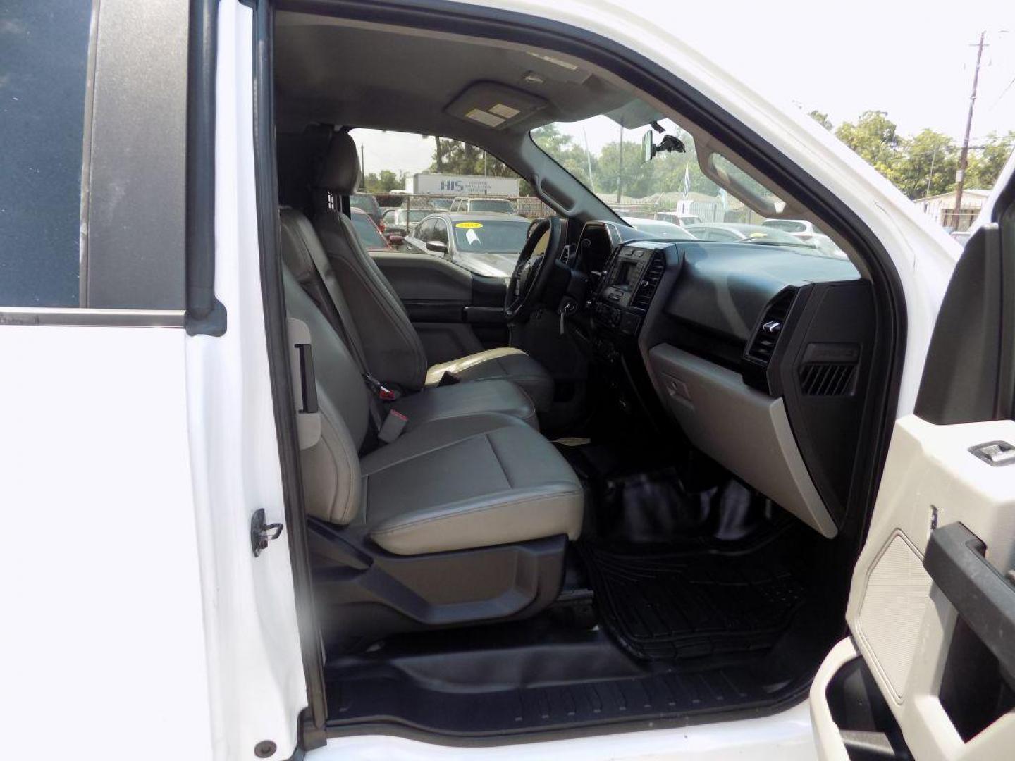 2015 WHITE FORD F150 SUPER CAB (1FTEX1CF8FK) with an 5.0L engine, Automatic transmission, located at 830 E. Canino Rd., Houston, TX, 77037, (281) 405-0440, 38.358219, -81.729942 - Photo#9