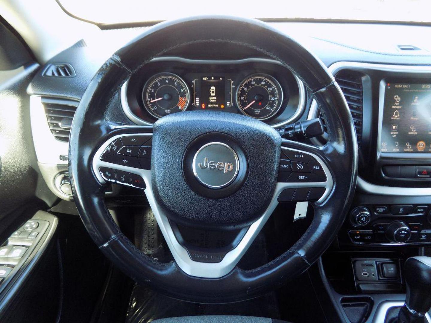 2014 GRAY JEEP CHEROKEE LATITUDE (1C4PJLCS3EW) with an 3.2L engine, Automatic transmission, located at 830 E. Canino Rd., Houston, TX, 77037, (281) 405-0440, 38.358219, -81.729942 - Photo#21