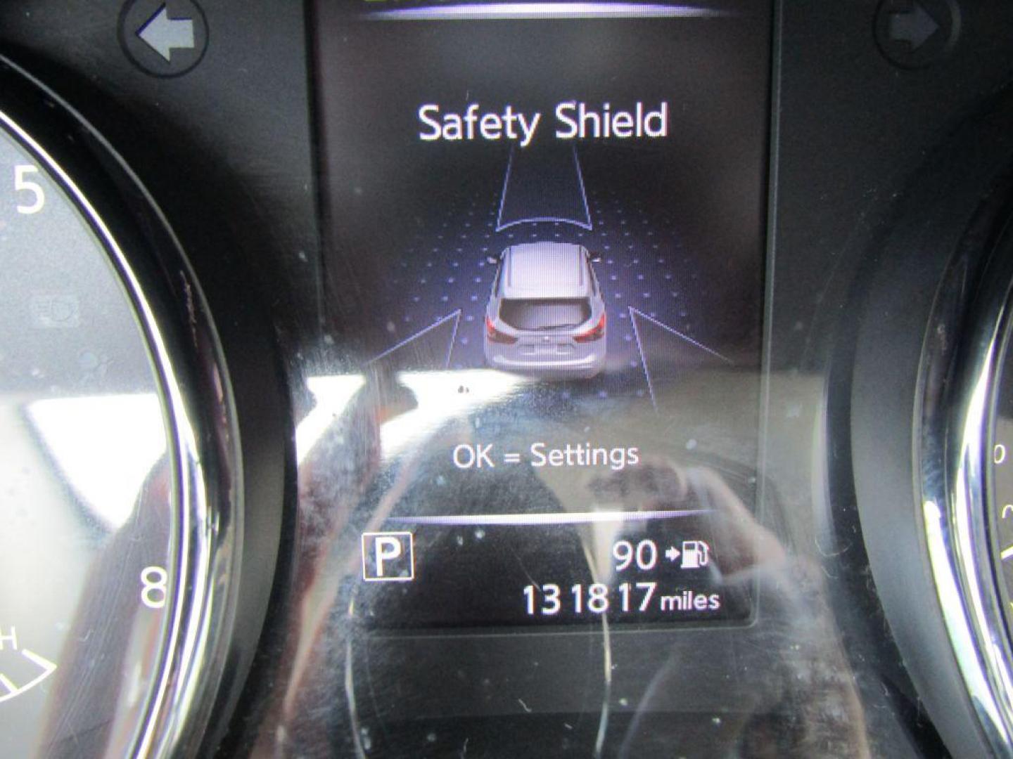 2018 RED NISSAN ROGUE SPORT S (JN1BJ1CP6JW) with an 2.0L engine, Continuously Variable transmission, located at 830 E. Canino Rd., Houston, TX, 77037, (281) 405-0440, 38.358219, -81.729942 - Photo#21