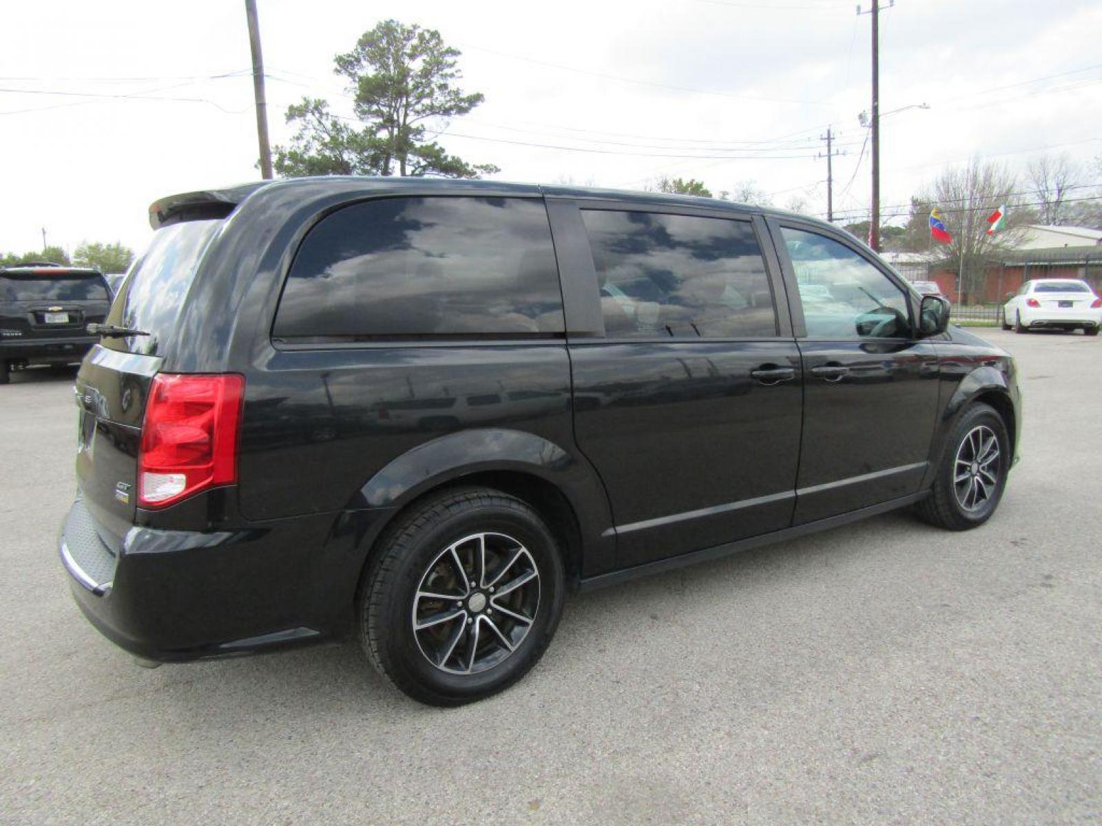 2018 BLACK DODGE GRAND CARAVAN GT (2C4RDGEGXJR) with an 3.6L engine, Automatic transmission, located at 830 E. Canino Rd., Houston, TX, 77037, (281) 405-0440, 38.358219, -81.729942 - Photo #2