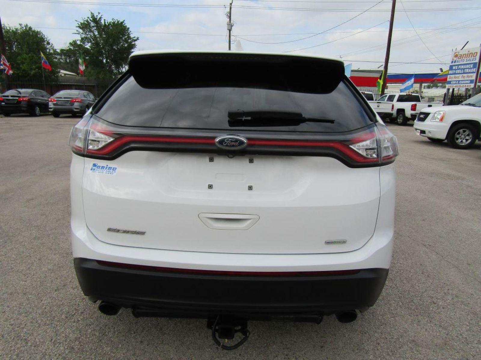 2017 WHITE FORD EDGE SE (2FMPK3G97HB) with an 2.0L engine, Automatic transmission, located at 830 E. Canino Rd., Houston, TX, 77037, (281) 405-0440, 38.358219, -81.729942 - Photo #3