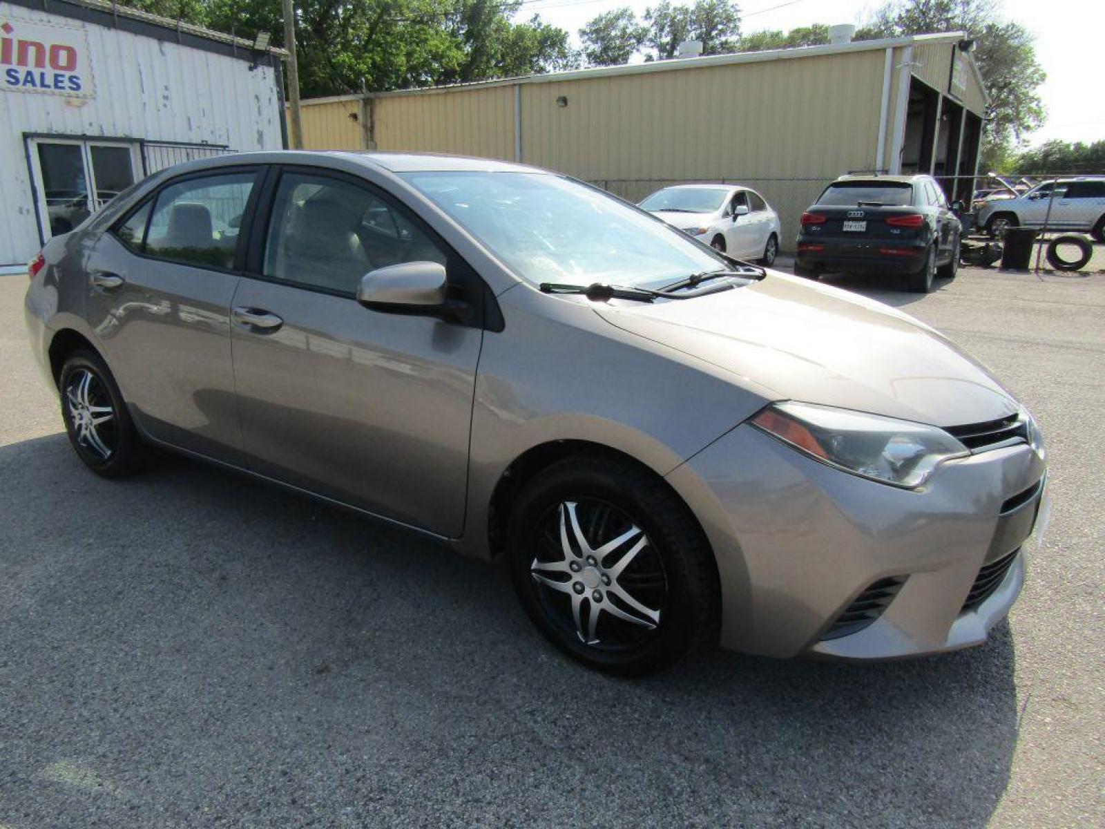 2016 BROWN TOYOTA COROLLA L (2T1BURHE9GC) with an 1.8L engine, Automatic transmission, located at 830 E. Canino Rd., Houston, TX, 77037, (281) 405-0440, 38.358219, -81.729942 - Photo #1