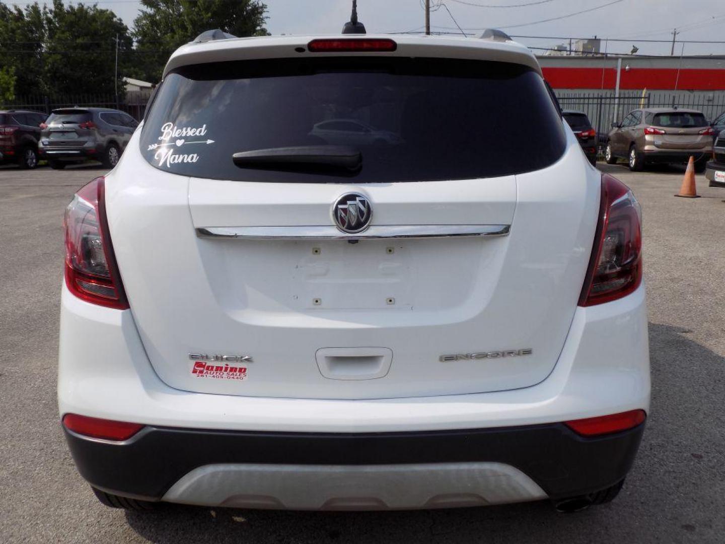 2017 WHITE BUICK ENCORE PREFERRED (KL4CJASB4HB) with an 1.4L engine, Automatic transmission, located at 830 E. Canino Rd., Houston, TX, 77037, (281) 405-0440, 38.358219, -81.729942 - Photo#4