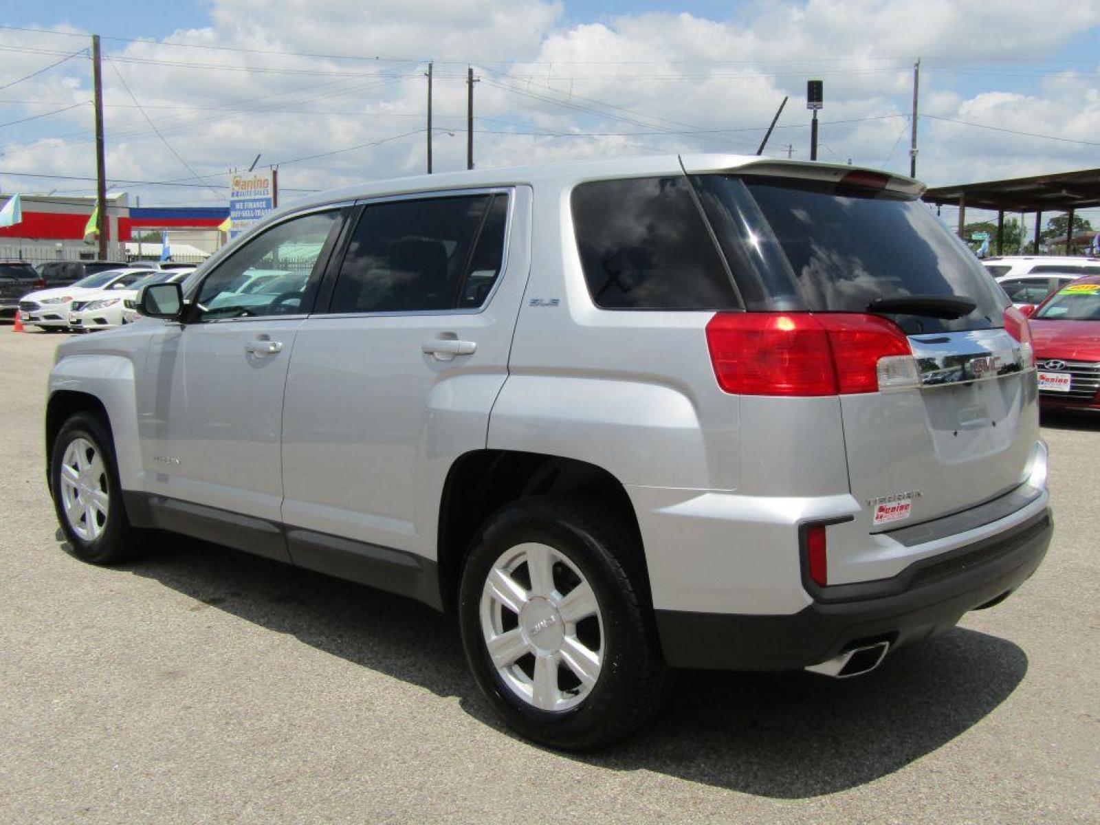 2016 SILVER GMC TERRAIN** SLE (2GKALMEK3G6) with an 2.4L engine, Automatic transmission, located at 830 E. Canino Rd., Houston, TX, 77037, (281) 405-0440, 38.358219, -81.729942 - Photo #2