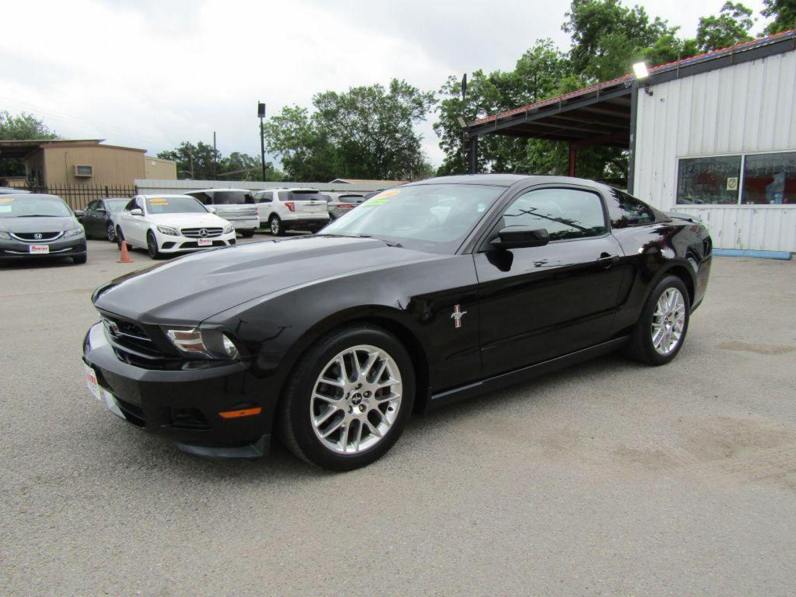 2012 BLACK FORD MUSTANG (1ZVBP8AM1C5) with an 3.7L engine, Automatic transmission, located at 830 E. Canino Rd., Houston, TX, 77037, (281) 405-0440, 38.358219, -81.729942 - Photo #1