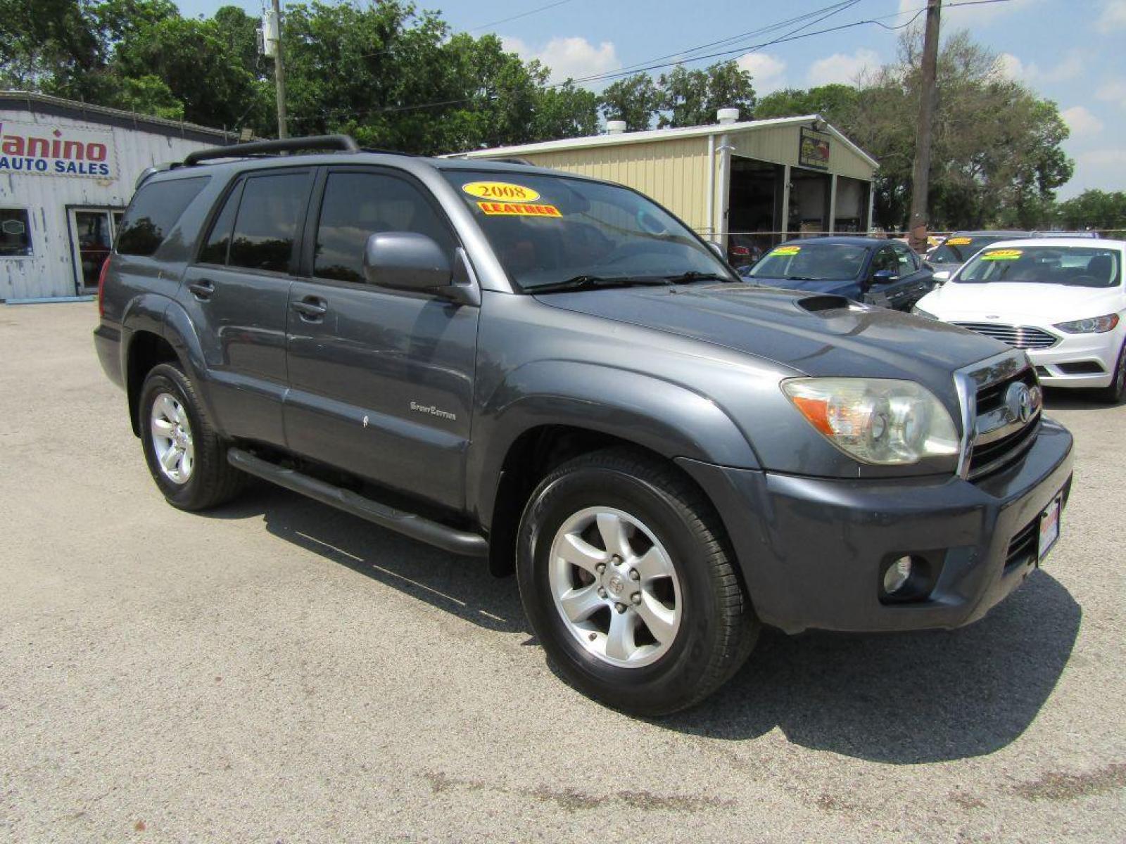 2008 GRAY TOYOTA 4RUNNER SR5 (JTEZU14R28K) with an 4.0L engine, Automatic transmission, located at 830 E. Canino Rd., Houston, TX, 77037, (281) 405-0440, 38.358219, -81.729942 - Photo #5