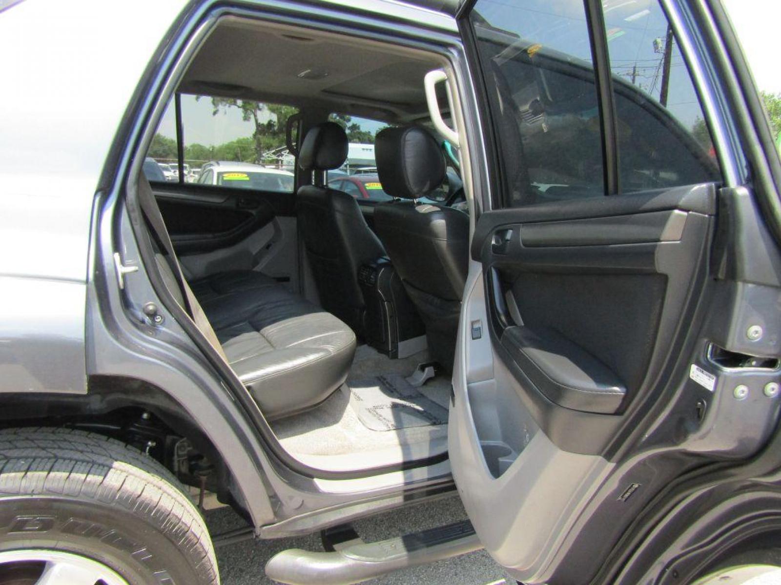 2008 GRAY TOYOTA 4RUNNER SR5 (JTEZU14R28K) with an 4.0L engine, Automatic transmission, located at 830 E. Canino Rd., Houston, TX, 77037, (281) 405-0440, 38.358219, -81.729942 - Photo #7