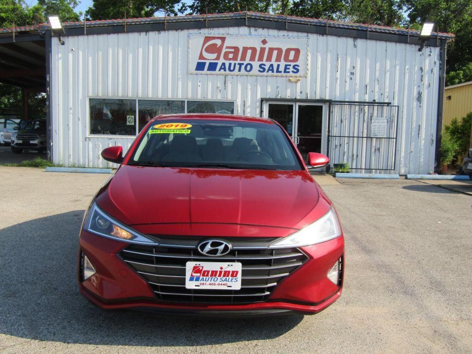 2019 RED HYUNDAI ELANTRA SEL (KMHD84LF0KU) with an 2.0L engine, Automatic transmission, located at 830 E. Canino Rd., Houston, TX, 77037, (281) 405-0440, 38.358219, -81.729942 - Photo #0