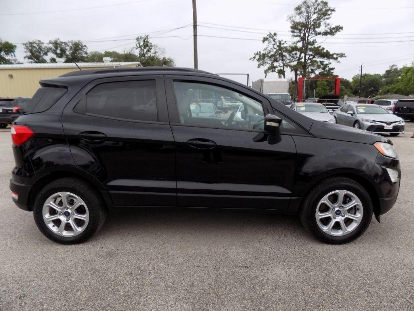 2018 BLACK FORD ECOSPORT SE (MAJ3P1TE3JC) with an 1.0L engine, Automatic transmission, located at 830 E. Canino Rd., Houston, TX, 77037, (281) 405-0440, 38.358219, -81.729942 - Photo#6