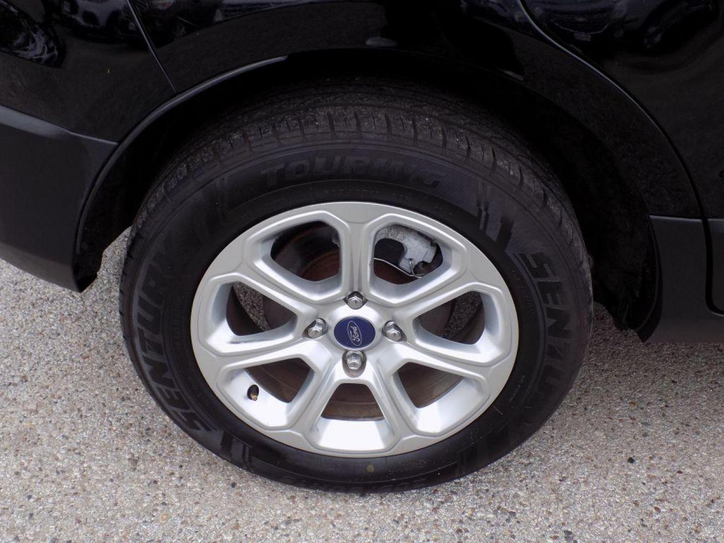 2018 BLACK FORD ECOSPORT SE (MAJ3P1TE3JC) with an 1.0L engine, Automatic transmission, located at 830 E. Canino Rd., Houston, TX, 77037, (281) 405-0440, 38.358219, -81.729942 - Photo#15