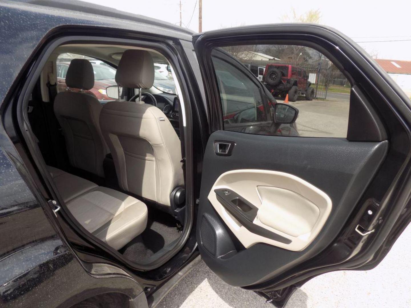 2018 BLACK FORD ECOSPORT SE (MAJ3P1TE3JC) with an 1.0L engine, Automatic transmission, located at 830 E. Canino Rd., Houston, TX, 77037, (281) 405-0440, 38.358219, -81.729942 - Photo#10