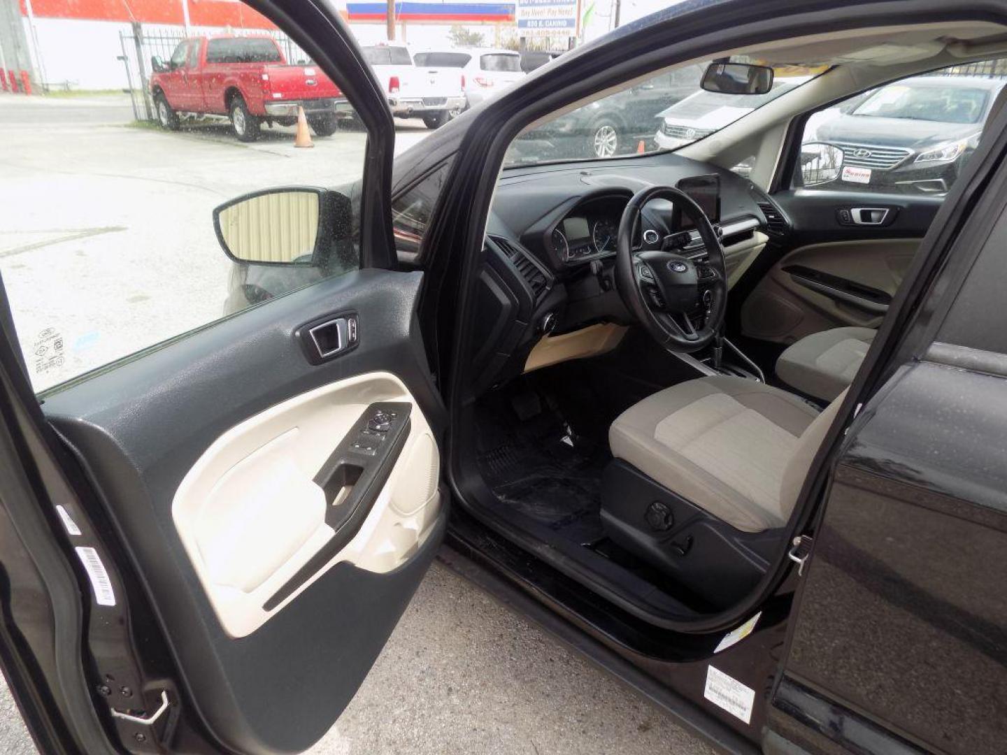 2018 BLACK FORD ECOSPORT SE (MAJ3P1TE3JC) with an 1.0L engine, Automatic transmission, located at 830 E. Canino Rd., Houston, TX, 77037, (281) 405-0440, 38.358219, -81.729942 - Photo#15