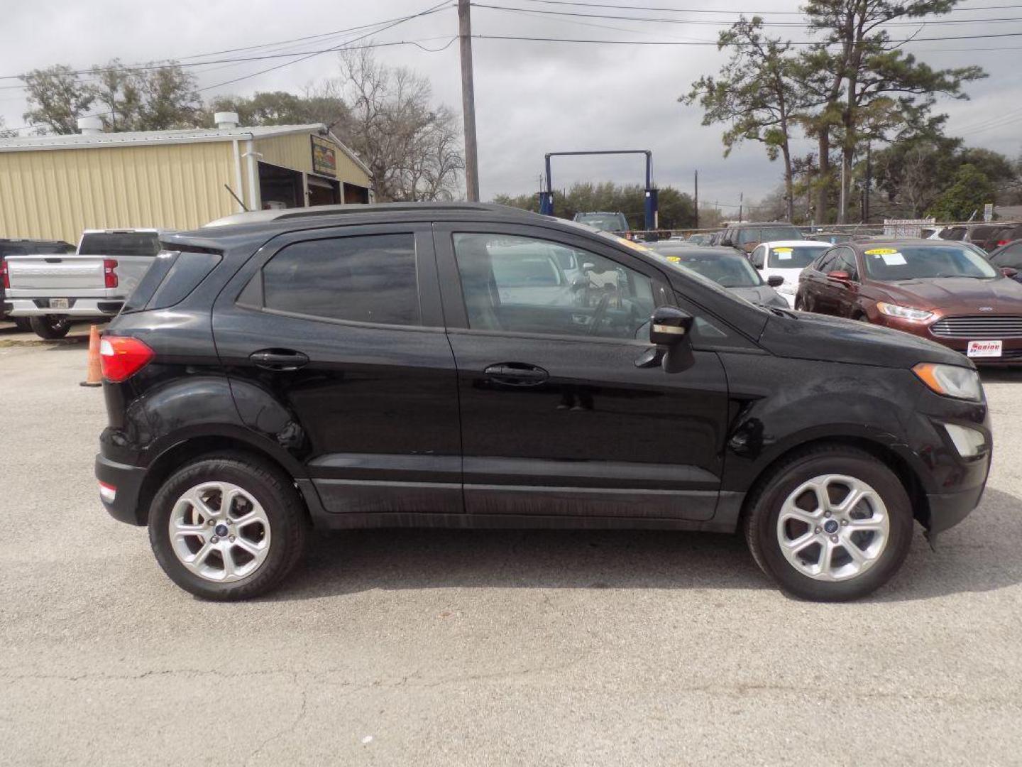 2018 BLACK FORD ECOSPORT SE (MAJ3P1TE3JC) with an 1.0L engine, Automatic transmission, located at 830 E. Canino Rd., Houston, TX, 77037, (281) 405-0440, 38.358219, -81.729942 - Photo#1