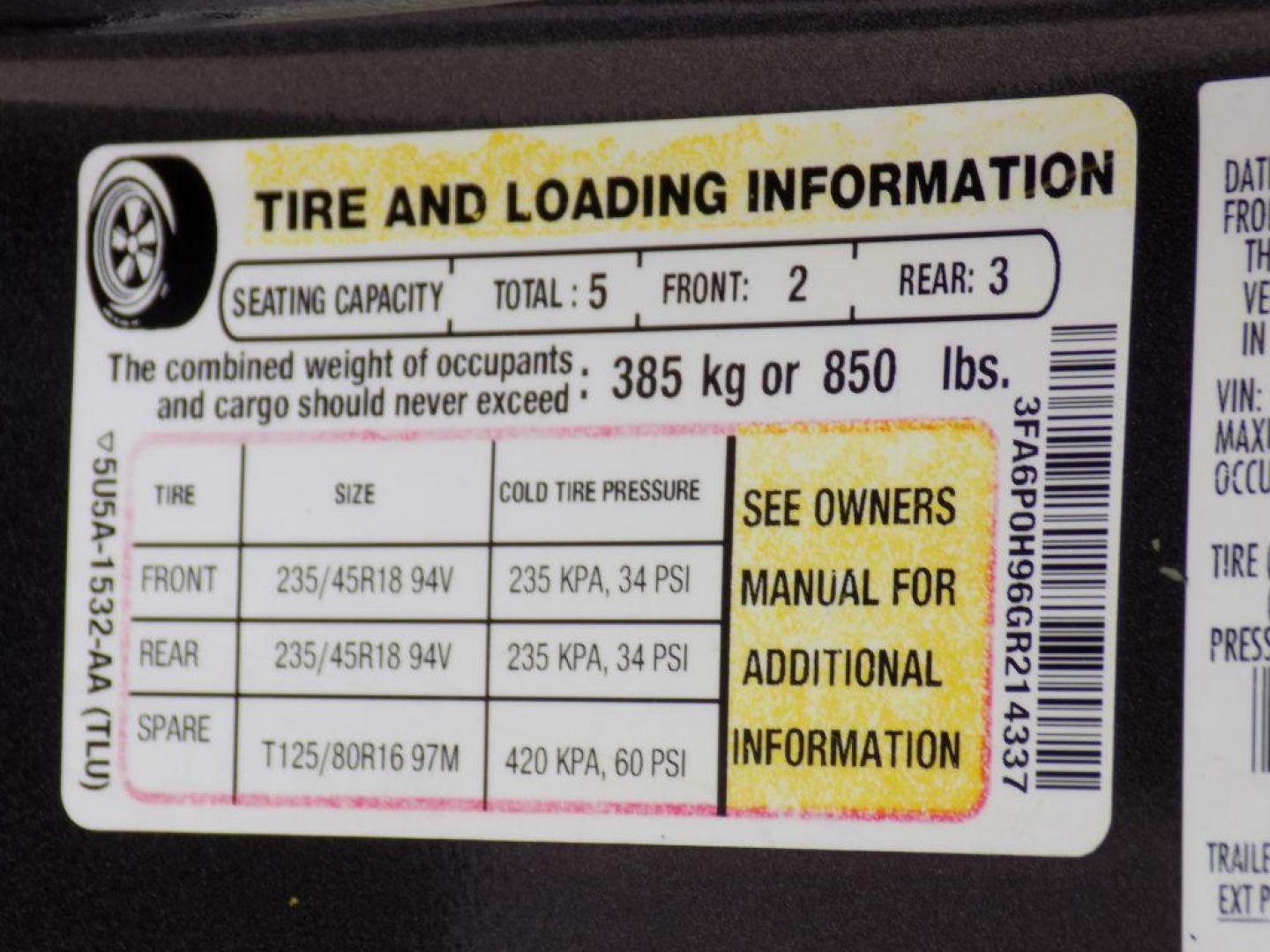 2016 GRAY FORD FUSION SE (3FA6P0H96GR) with an 2.0L engine, Automatic transmission, located at 830 E. Canino Rd., Houston, TX, 77037, (281) 405-0440, 38.358219, -81.729942 - Photo#26
