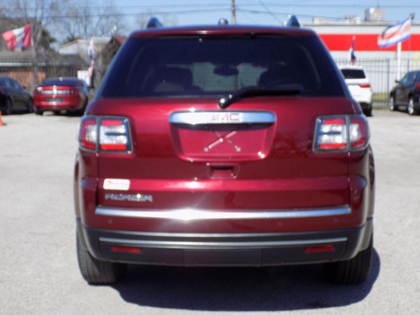 2016 RED GMC ACADIA SLE (1GKKRNED1GJ) with an 3.6L engine, Automatic transmission, located at 830 E. Canino Rd., Houston, TX, 77037, (281) 405-0440, 38.358219, -81.729942 - Photo#23
