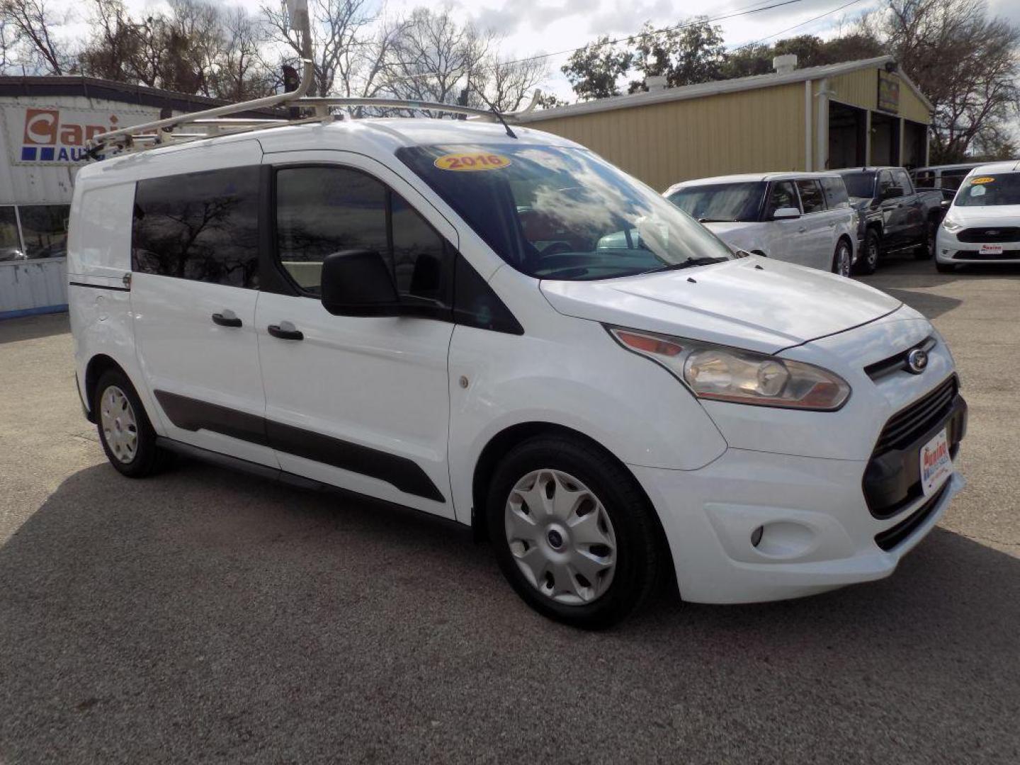 2016 WHITE FORD TRANSIT CONNECT XLT (NM0LS7F73G1) with an 2.5L engine, Automatic transmission, located at 830 E. Canino Rd., Houston, TX, 77037, (281) 405-0440, 38.358219, -81.729942 - Photo#1