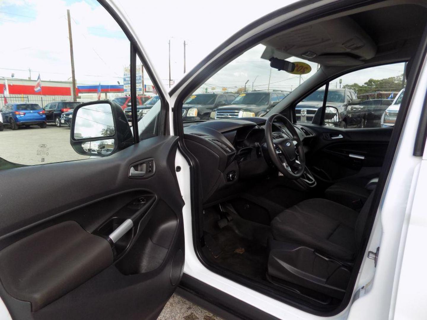 2016 WHITE FORD TRANSIT CONNECT XLT (NM0LS7F73G1) with an 2.5L engine, Automatic transmission, located at 830 E. Canino Rd., Houston, TX, 77037, (281) 405-0440, 38.358219, -81.729942 - Photo#24