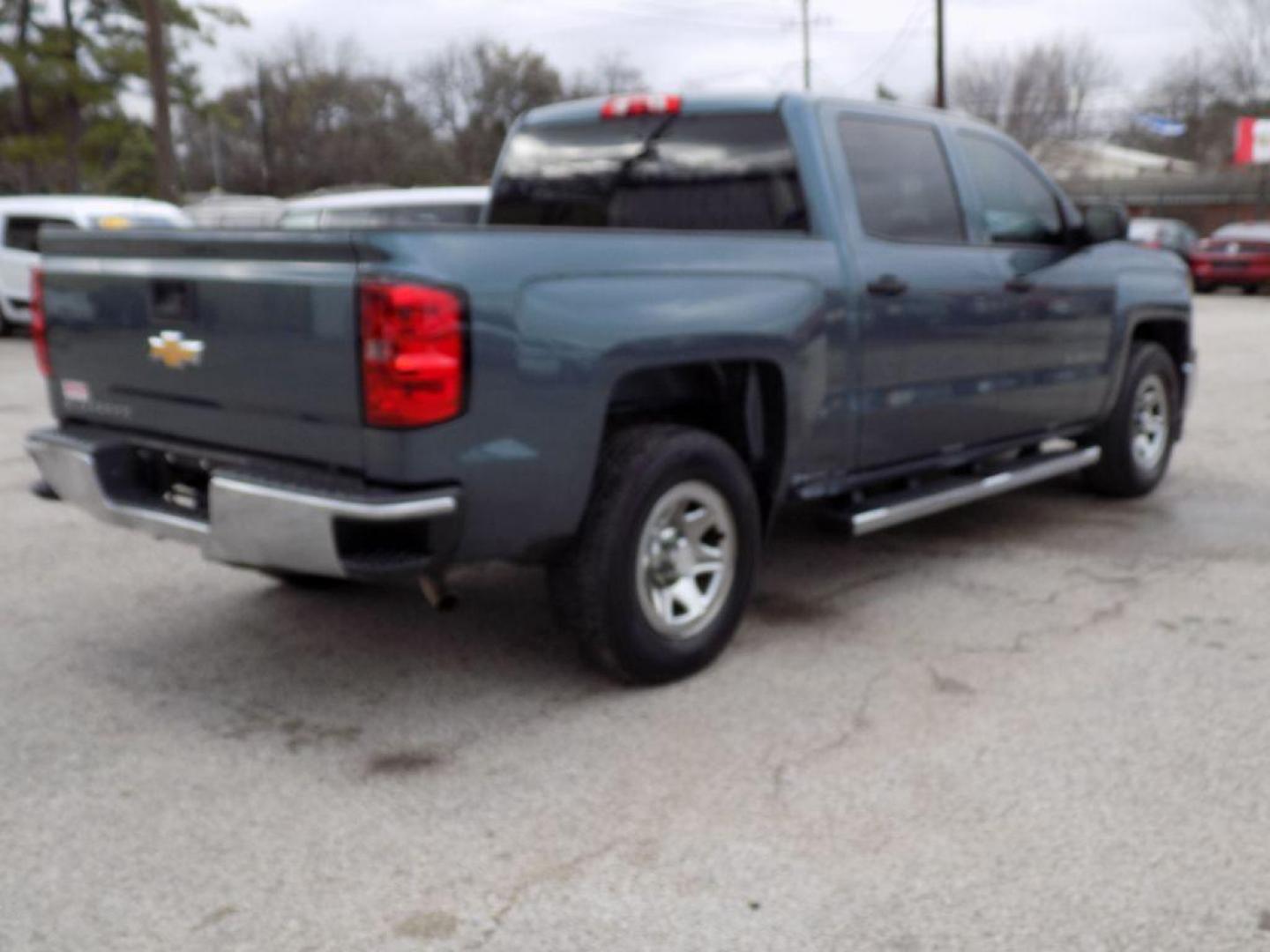 2014 BLUE CHEVROLET SILVERADO 1500 W/T (3GCPCPEH2EG) with an 4.3L engine, Automatic transmission, located at 830 E. Canino Rd., Houston, TX, 77037, (281) 405-0440, 38.358219, -81.729942 - Photo#5