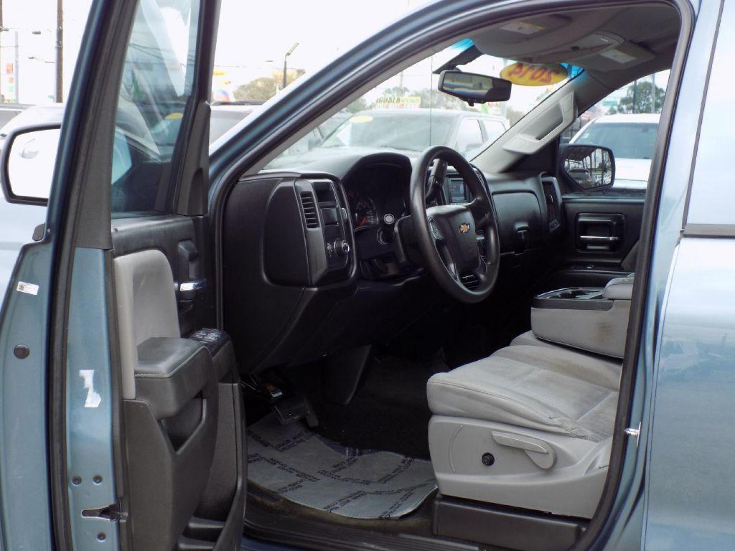 2014 BLUE CHEVROLET SILVERADO 1500 W/T (3GCPCPEH2EG) with an 4.3L engine, Automatic transmission, located at 830 E. Canino Rd., Houston, TX, 77037, (281) 405-0440, 38.358219, -81.729942 - Photo#12