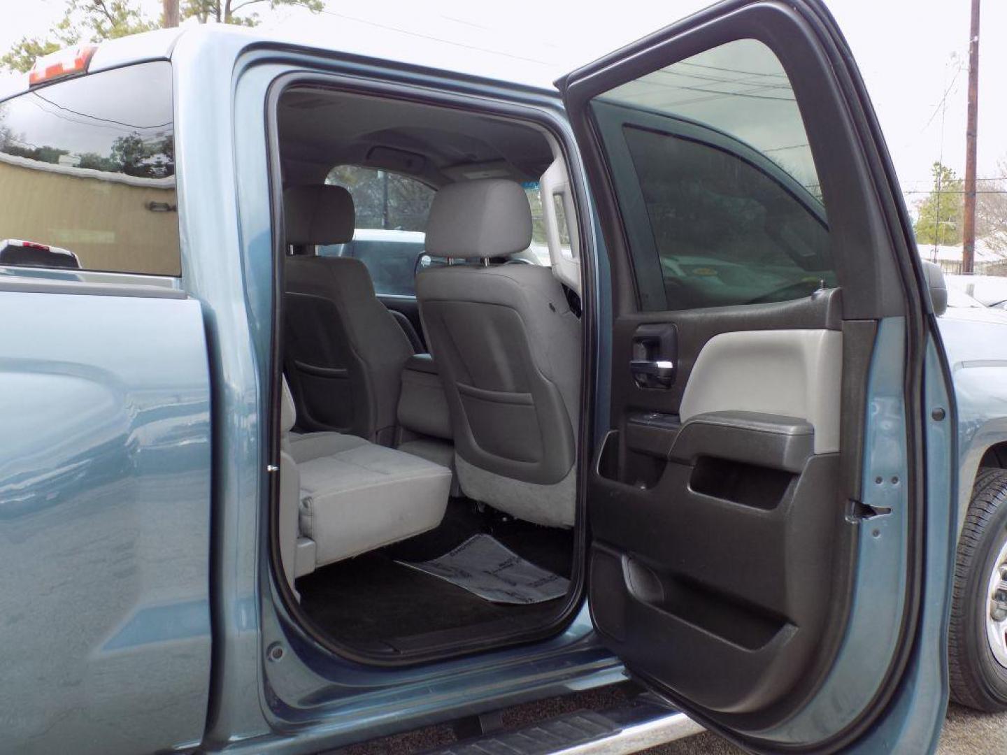 2014 BLUE CHEVROLET SILVERADO 1500 W/T (3GCPCPEH2EG) with an 4.3L engine, Automatic transmission, located at 830 E. Canino Rd., Houston, TX, 77037, (281) 405-0440, 38.358219, -81.729942 - Photo#15