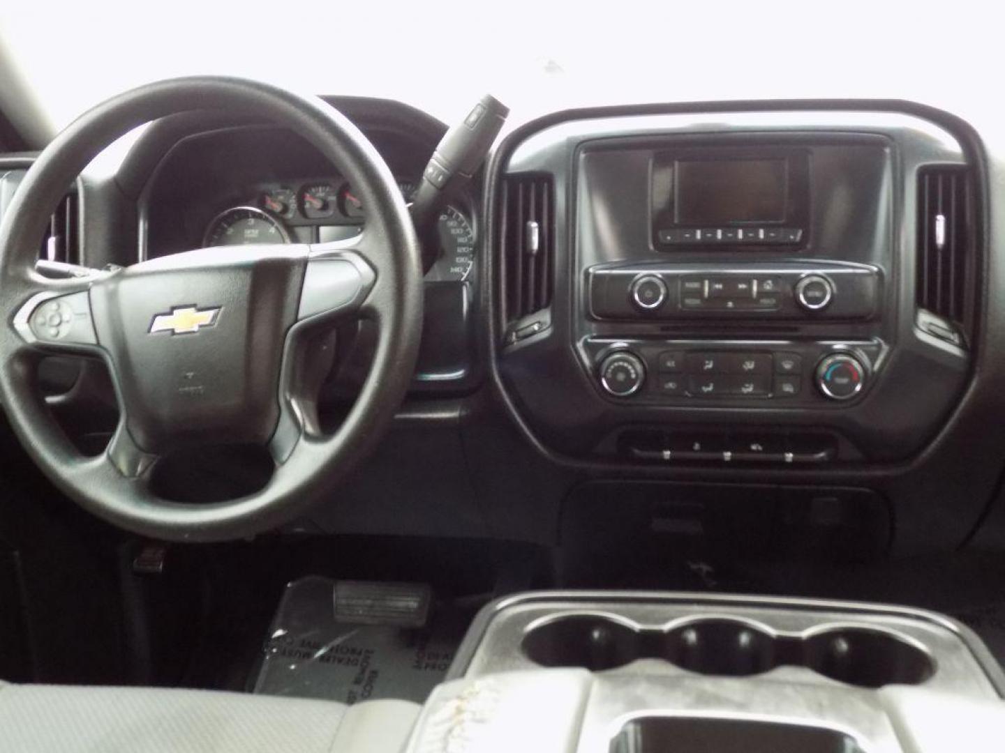 2014 BLUE CHEVROLET SILVERADO 1500 W/T (3GCPCPEH2EG) with an 4.3L engine, Automatic transmission, located at 830 E. Canino Rd., Houston, TX, 77037, (281) 405-0440, 38.358219, -81.729942 - Photo#19