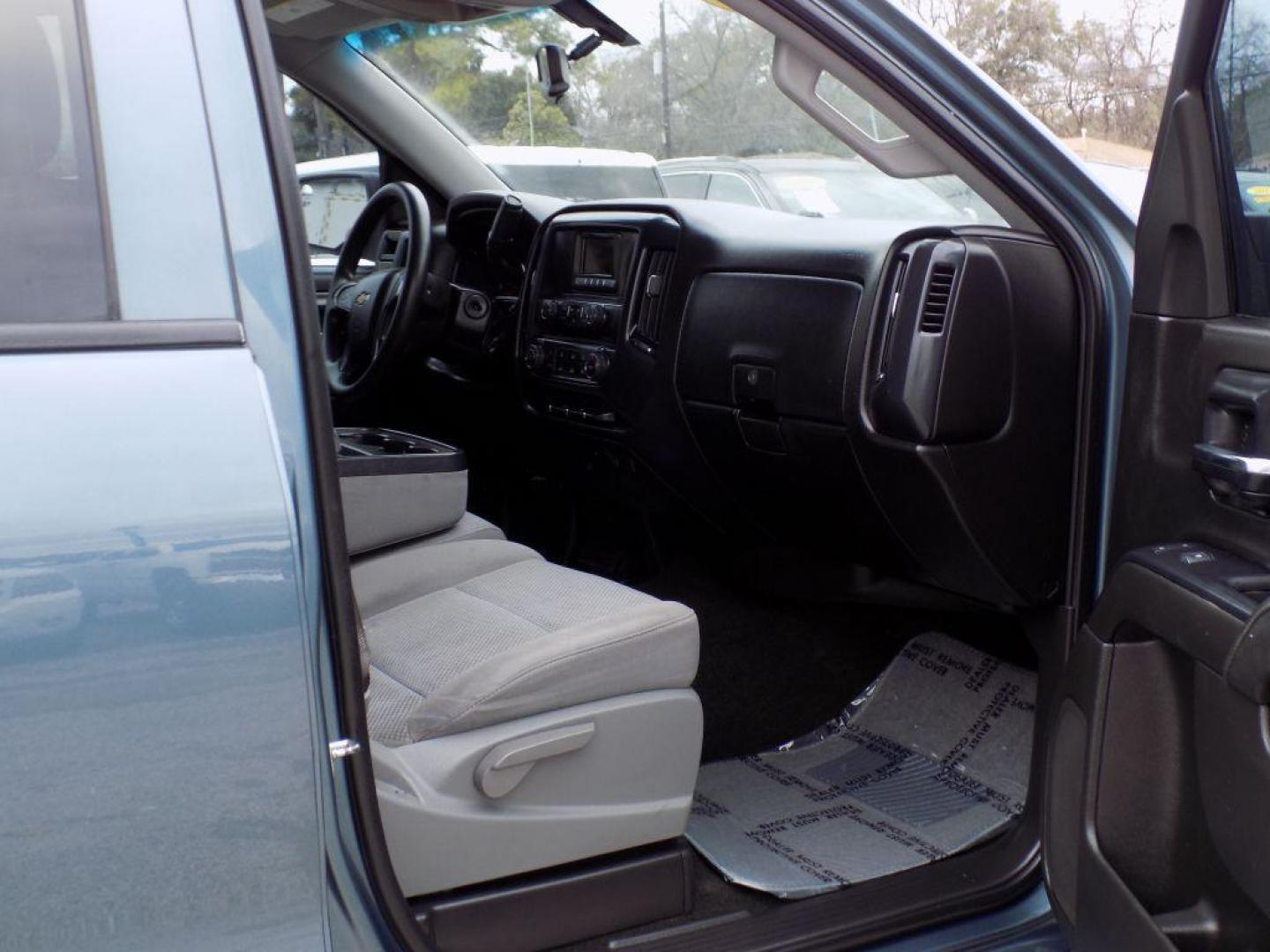 2014 BLUE CHEVROLET SILVERADO 1500 W/T (3GCPCPEH2EG) with an 4.3L engine, Automatic transmission, located at 830 E. Canino Rd., Houston, TX, 77037, (281) 405-0440, 38.358219, -81.729942 - Photo#21