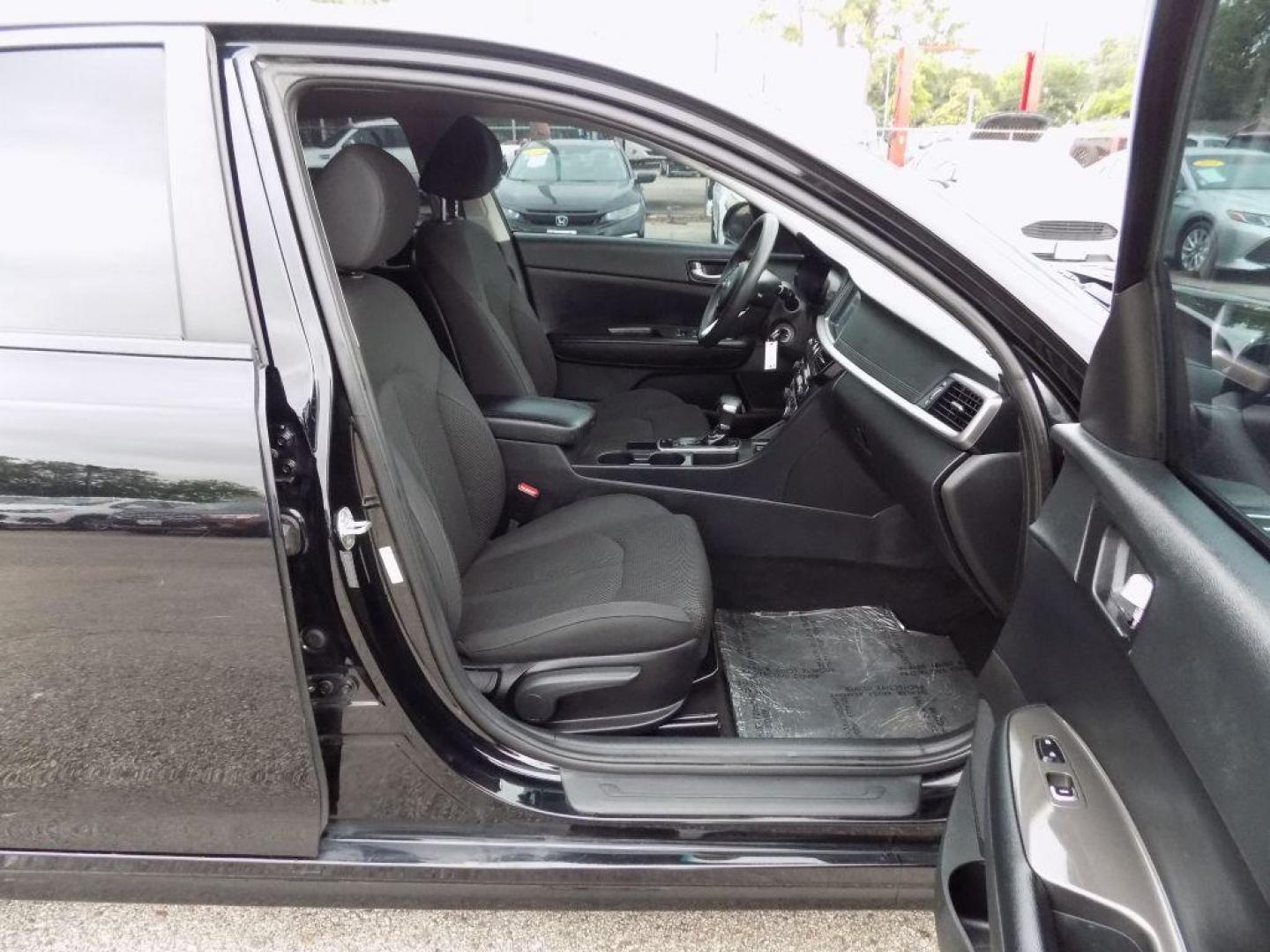 2019 BLACK KIA OPTIMA LX (5XXGT4L38KG) with an 2.4L engine, Automatic transmission, located at 830 E. Canino Rd., Houston, TX, 77037, (281) 405-0440, 38.358219, -81.729942 - Photo#12