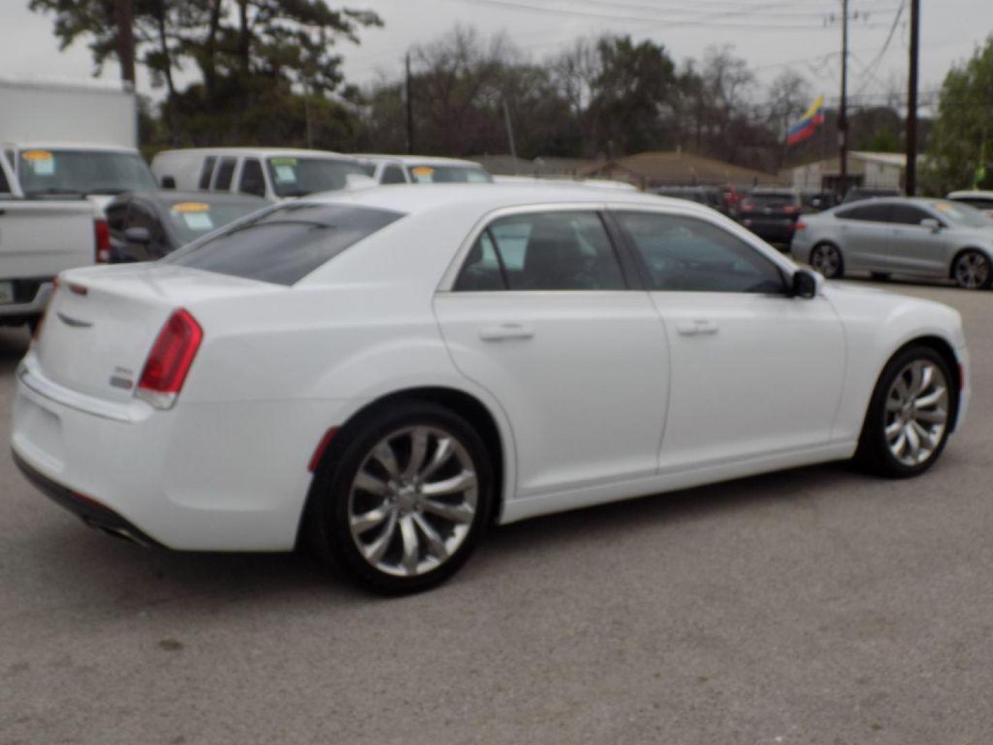 2018 WHITE CHRYSLER 300 TOURING (2C3CCAAG3JH) with an 3.6L engine, Automatic transmission, located at 830 E. Canino Rd., Houston, TX, 77037, (281) 405-0440, 38.358219, -81.729942 - Photo#1