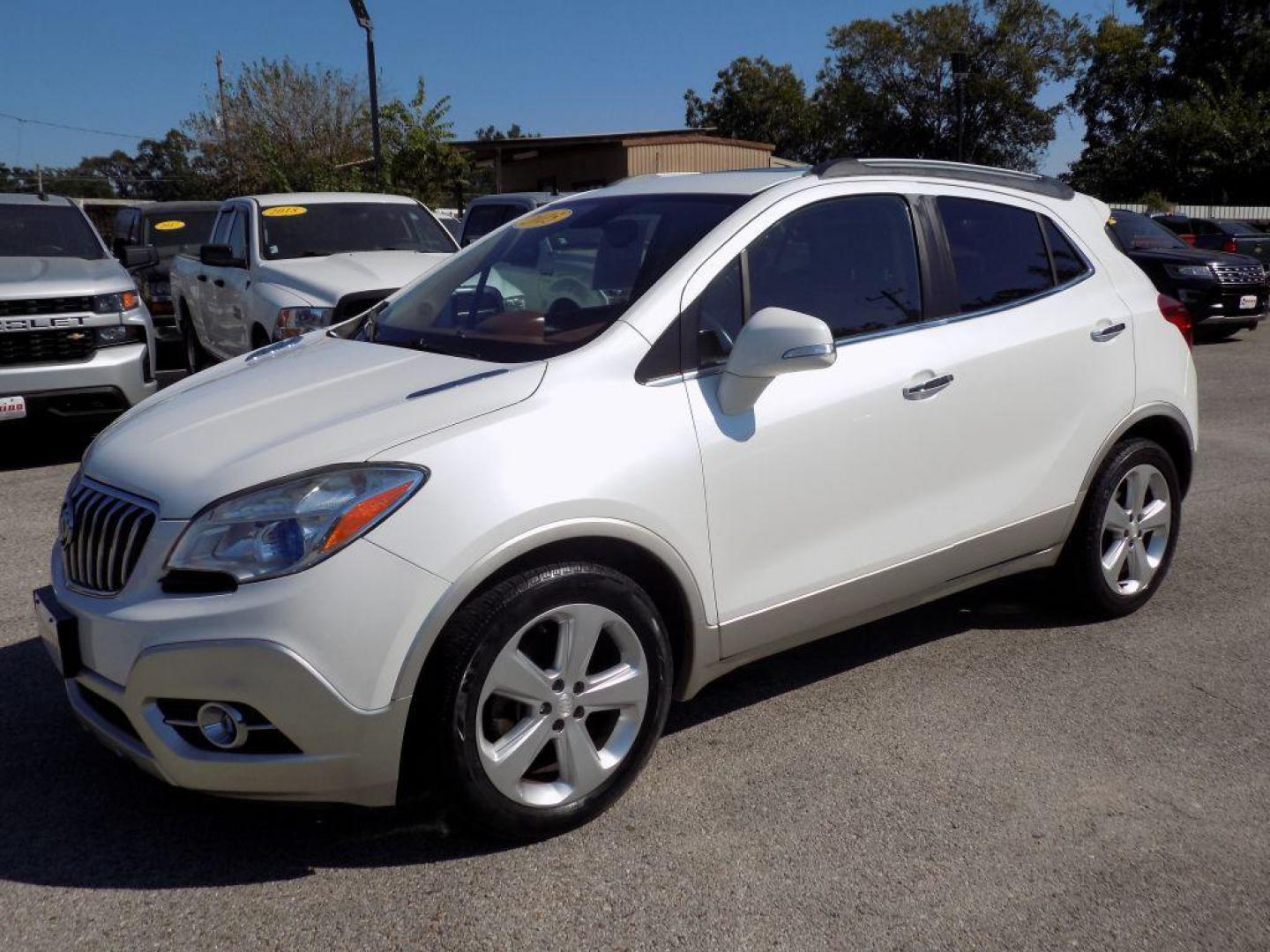 2015 WHITE BUICK ENCORE (KL4CJCSBXFB) with an 1.4L engine, Automatic transmission, located at 830 E. Canino Rd., Houston, TX, 77037, (281) 405-0440, 38.358219, -81.729942 - Photo#1