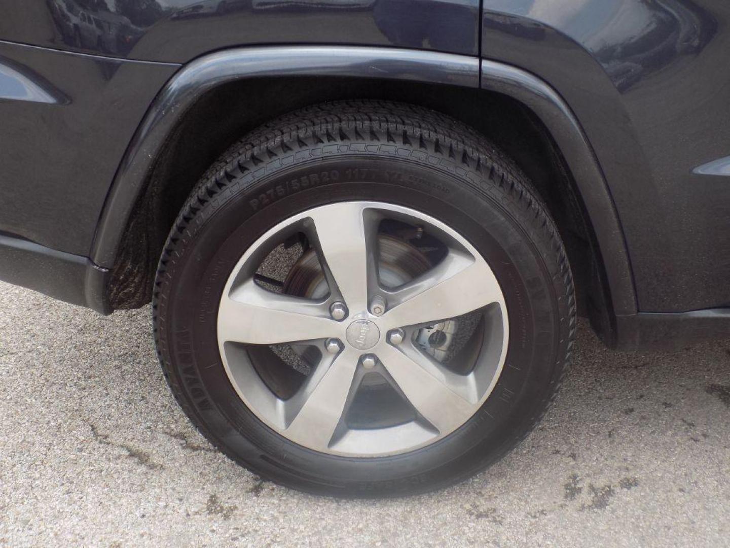 2014 BLACK JEEP GRAND CHEROKEE OVERLAND (1C4RJECT8EC) with an 5.7L engine, Automatic transmission, located at 830 E. Canino Rd., Houston, TX, 77037, (281) 405-0440, 38.358219, -81.729942 - Photo#8