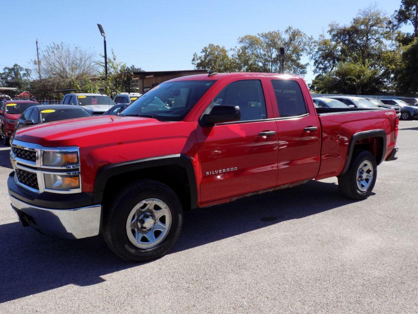 2014 RED CHEVROLET SILVERADO 1500 (1GCVKPEH0EZ) with an 4.3L engine, Automatic transmission, located at 830 E. Canino Rd., Houston, TX, 77037, (281) 405-0440, 38.358219, -81.729942 - CASH SPECIAL - Photo#1