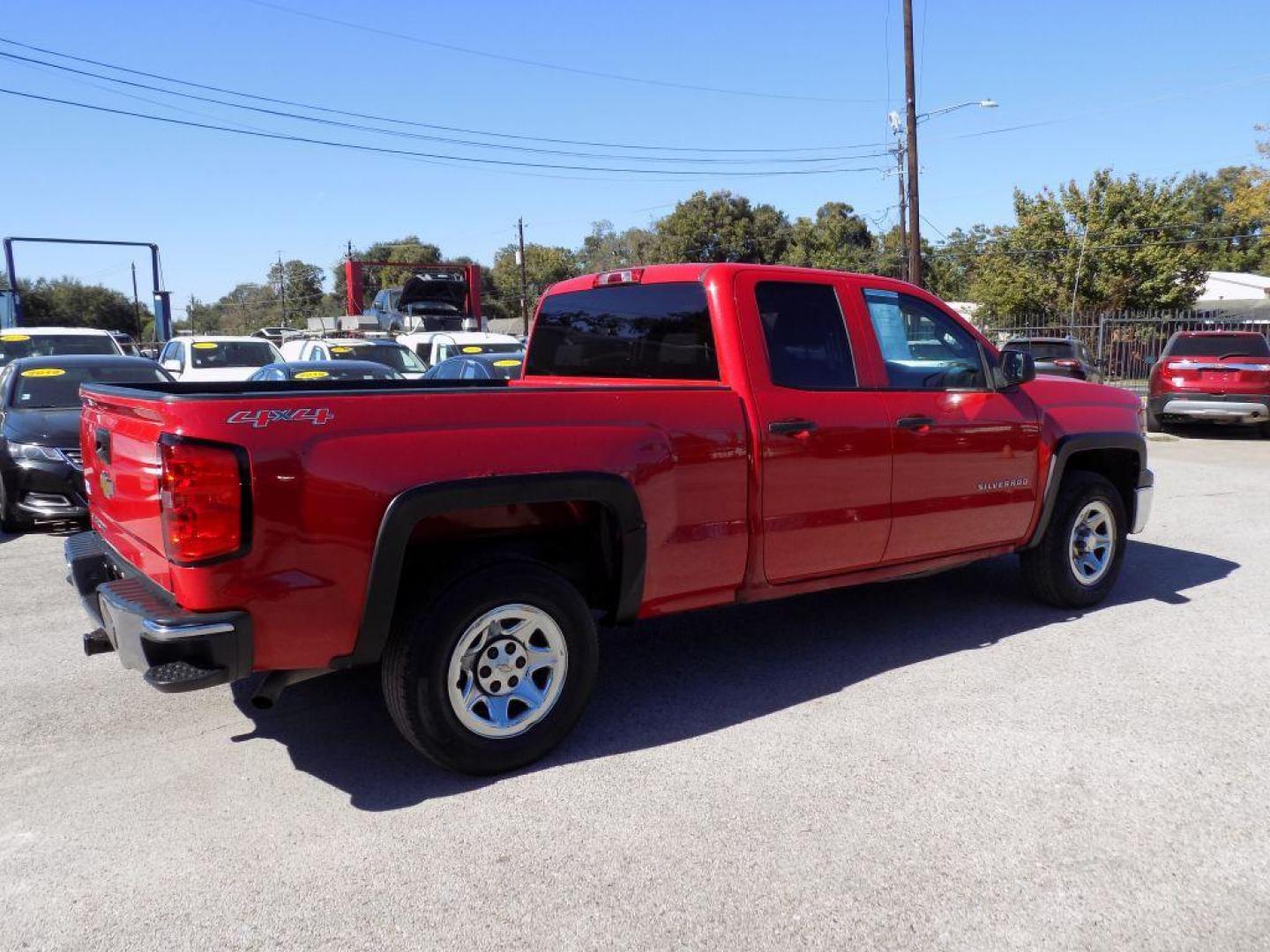 2014 RED CHEVROLET SILVERADO 1500 (1GCVKPEH0EZ) with an 4.3L engine, Automatic transmission, located at 830 E. Canino Rd., Houston, TX, 77037, (281) 405-0440, 38.358219, -81.729942 - CASH SPECIAL - Photo#5