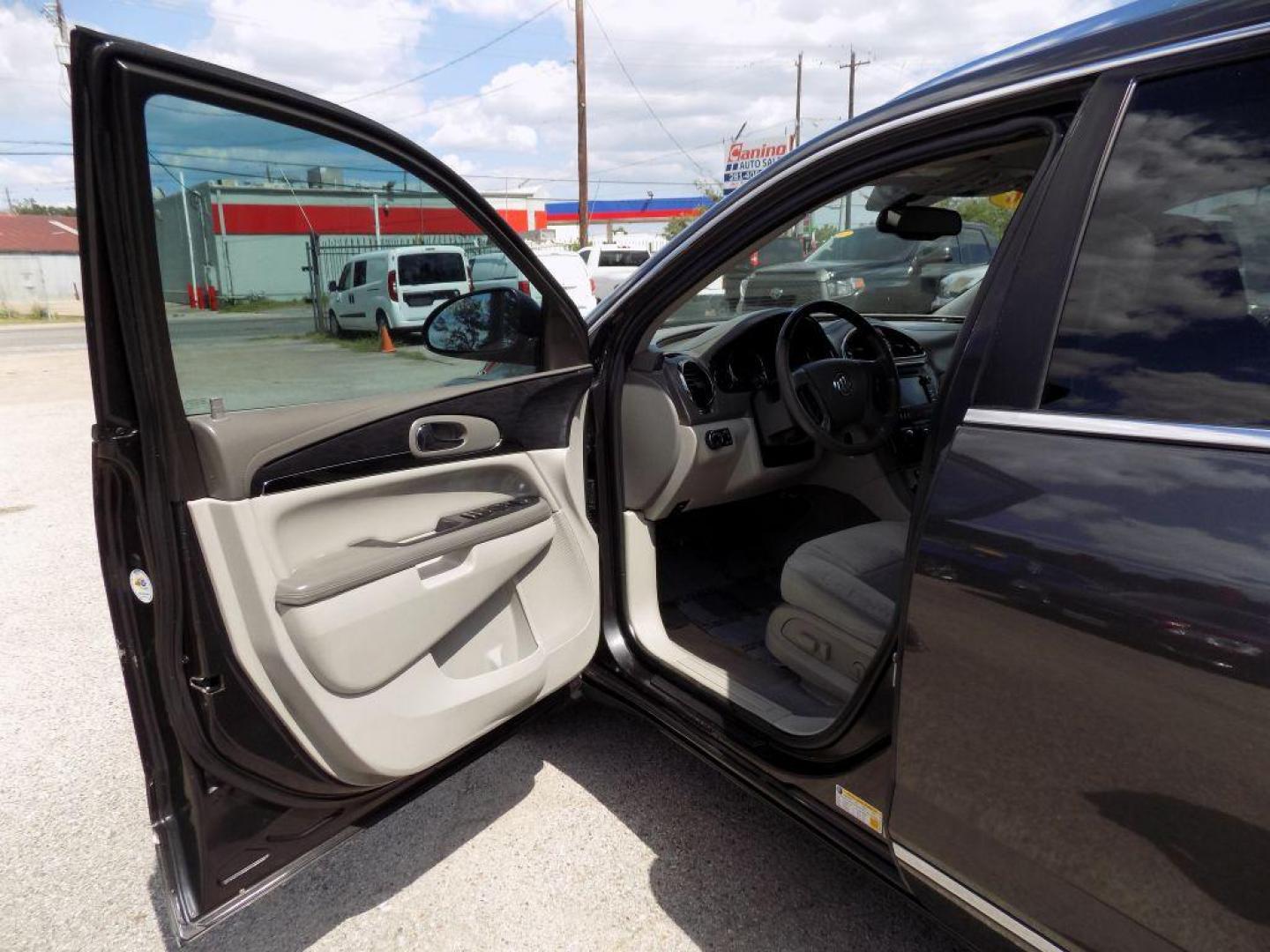 2016 GRAY BUICK ENCLAVE CONVENIENCE (5GAKRAKD0GJ) with an 3.6L engine, Automatic transmission, located at 830 E. Canino Rd., Houston, TX, 77037, (281) 405-0440, 38.358219, -81.729942 - Photo#10