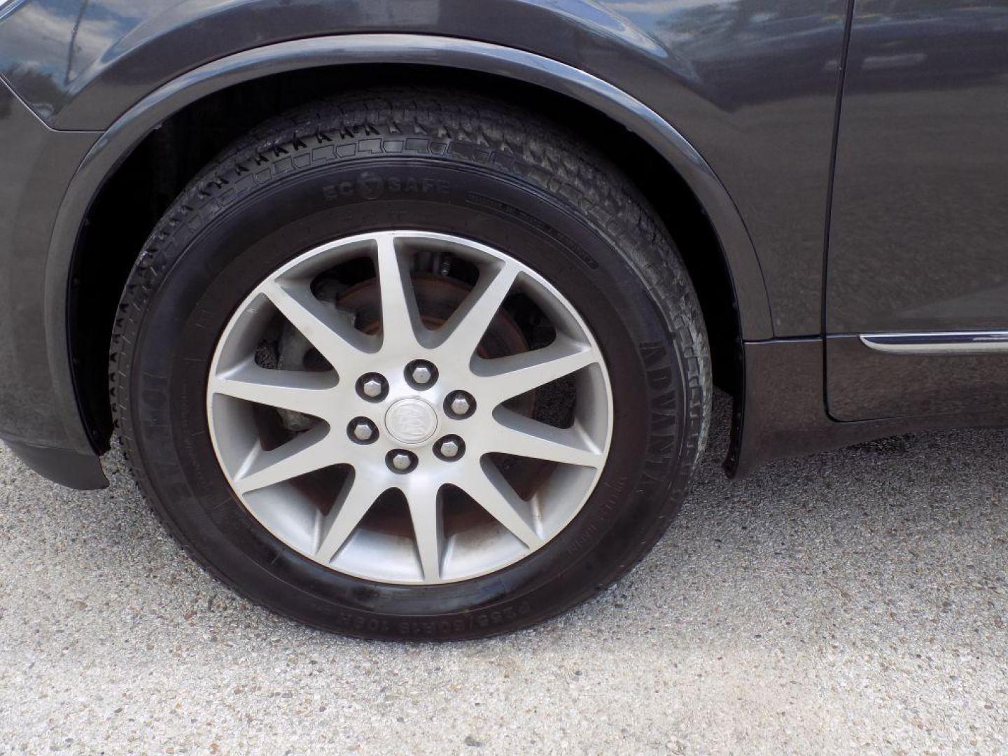 2016 GRAY BUICK ENCLAVE CONVENIENCE (5GAKRAKD0GJ) with an 3.6L engine, Automatic transmission, located at 830 E. Canino Rd., Houston, TX, 77037, (281) 405-0440, 38.358219, -81.729942 - Photo#22
