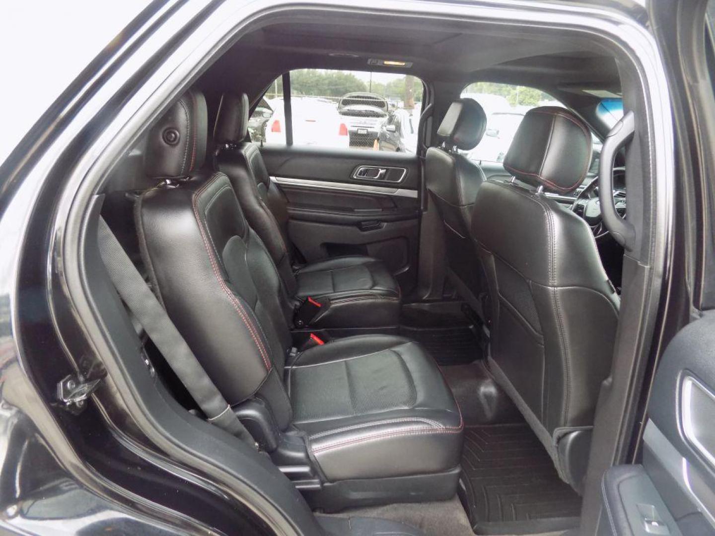 2016 BLACK FORD EXPLORER SPORT (1FM5K8GT6GG) with an 3.5L engine, Automatic transmission, located at 830 E. Canino Rd., Houston, TX, 77037, (281) 405-0440, 38.358219, -81.729942 - Photo#11