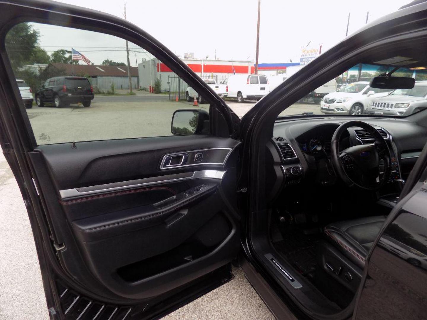 2016 BLACK FORD EXPLORER SPORT (1FM5K8GT6GG) with an 3.5L engine, Automatic transmission, located at 830 E. Canino Rd., Houston, TX, 77037, (281) 405-0440, 38.358219, -81.729942 - Photo#17