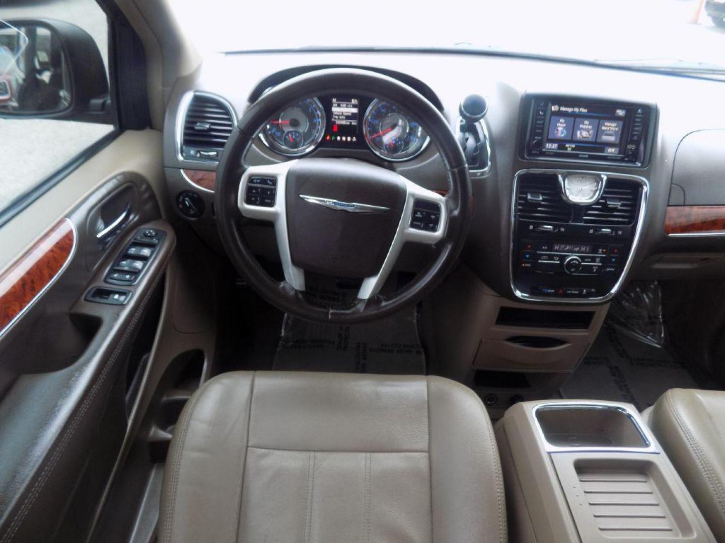 2016 BLACK CHRYSLER TOWN and COUNTRY TOURING (2C4RC1BG4GR) with an 3.6L engine, Automatic transmission, located at 830 E. Canino Rd., Houston, TX, 77037, (281) 405-0440, 38.358219, -81.729942 - Photo#24